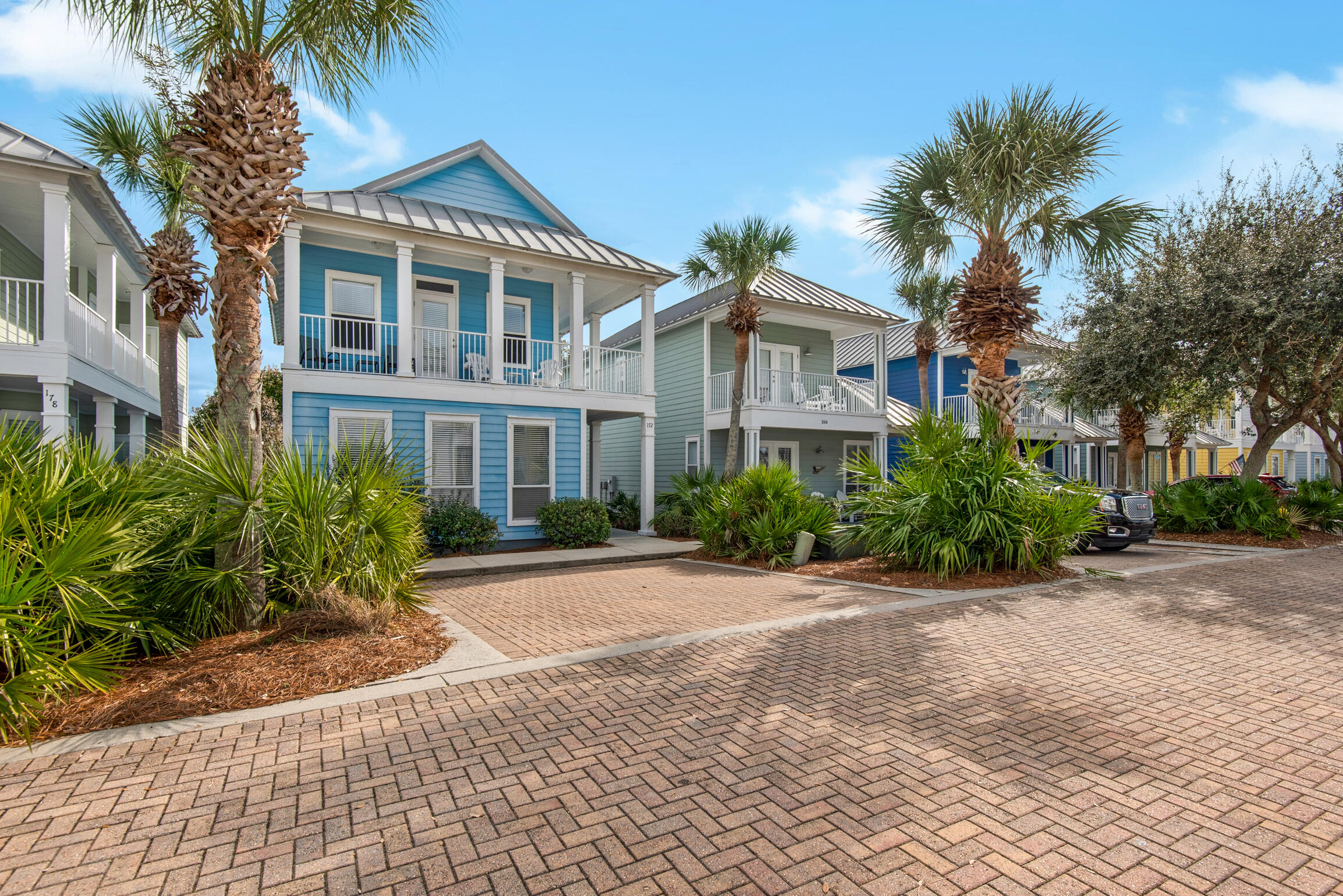 COTTAGE RETREAT - Residential