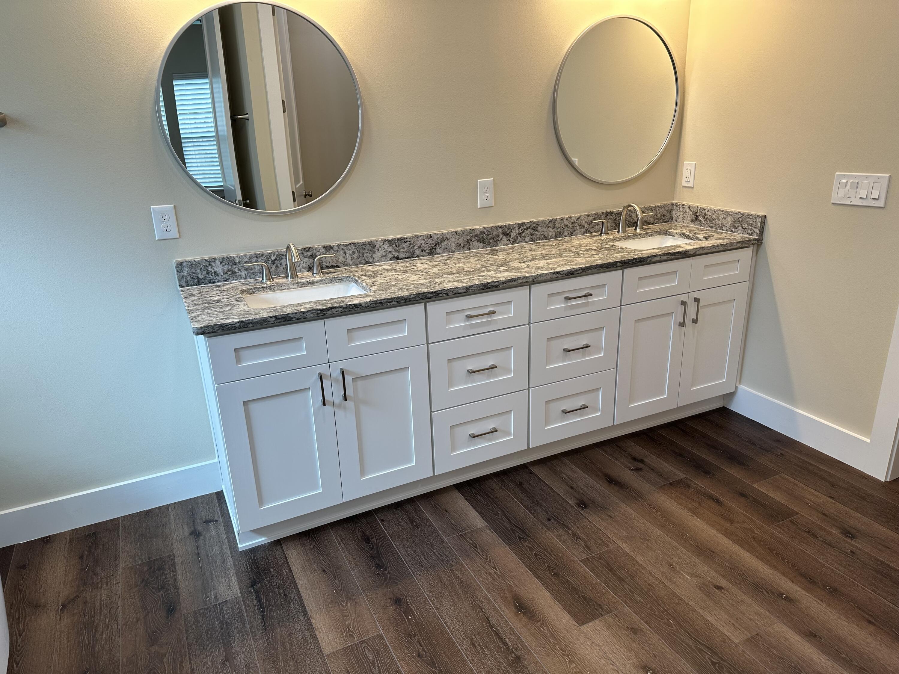 KELLYS 3RD ADDN TO DESTIN - Residential Lease