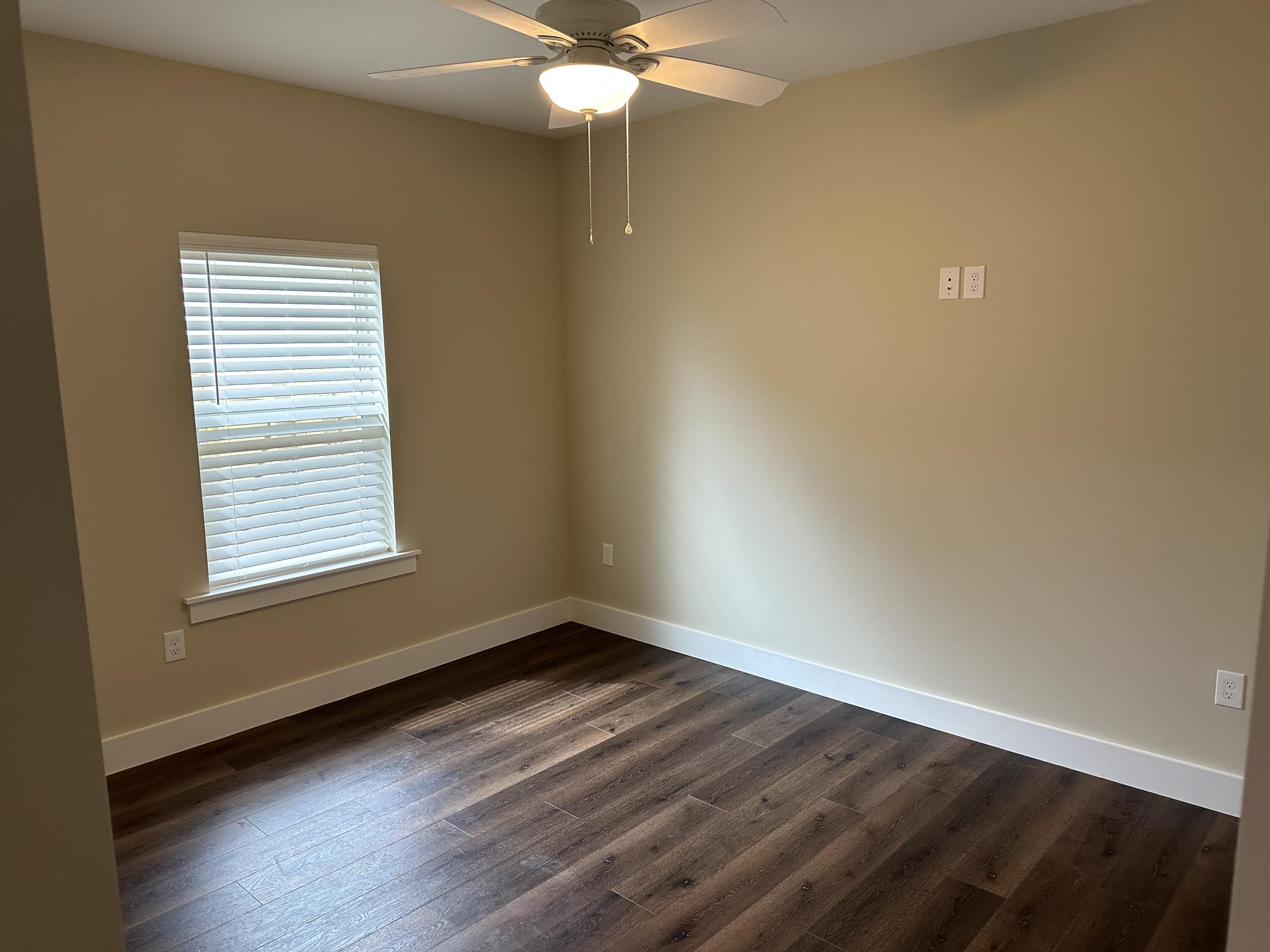 KELLYS 3RD ADDN TO DESTIN - Residential Lease