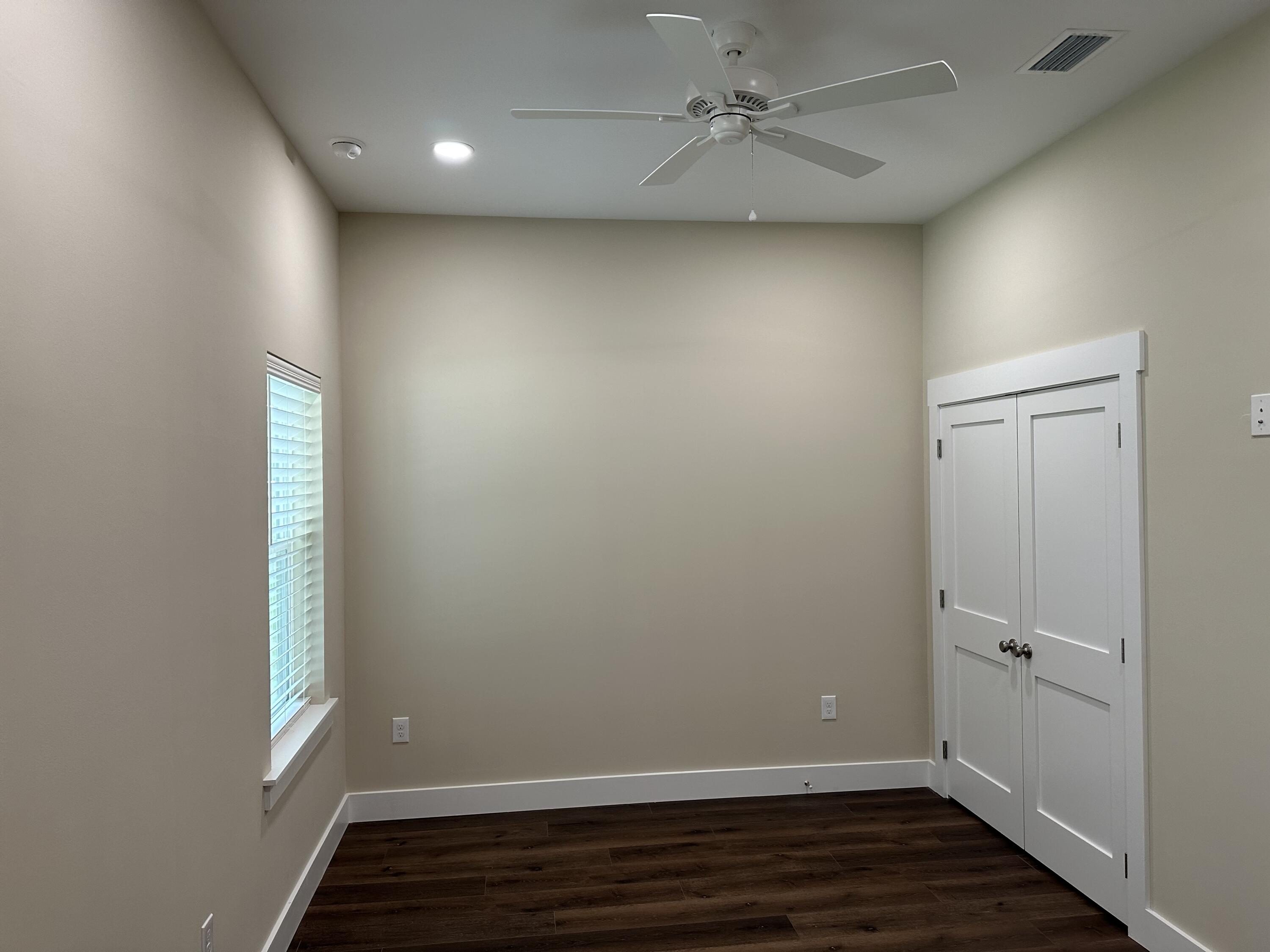 KELLYS 3RD ADDN TO DESTIN - Residential Lease