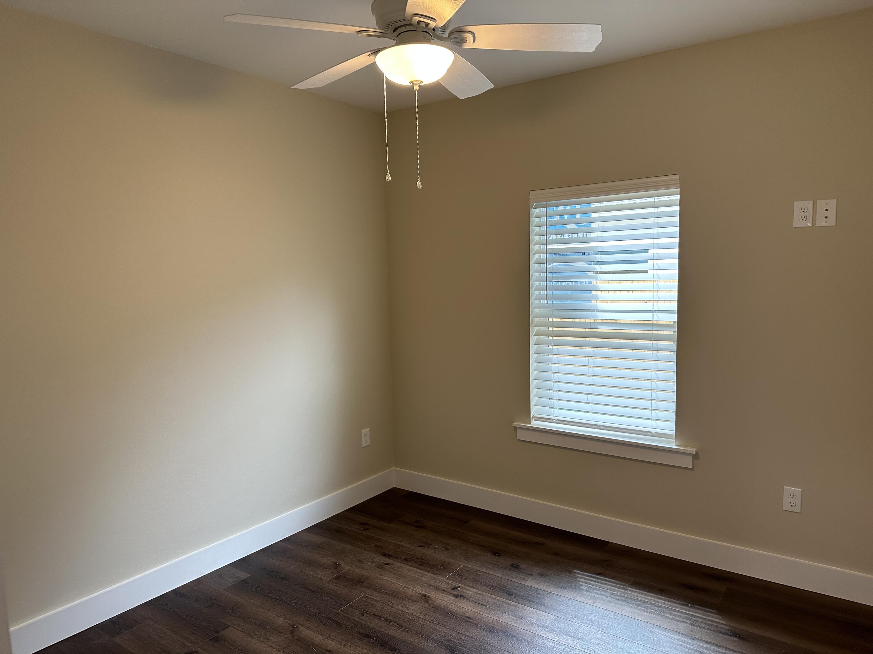 KELLYS 3RD ADDN TO DESTIN - Residential Lease