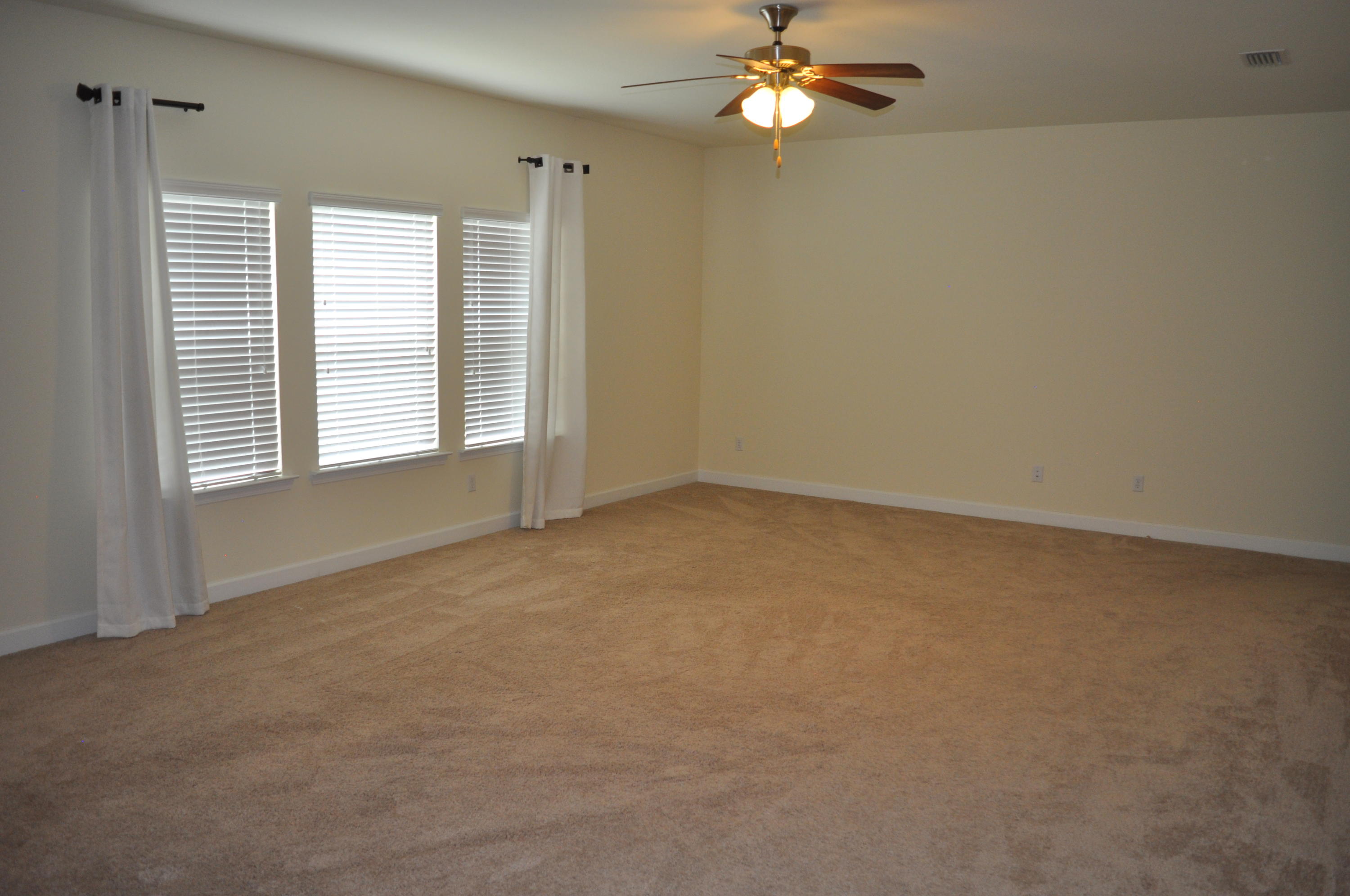 HAMMOCK BAY - Residential Lease