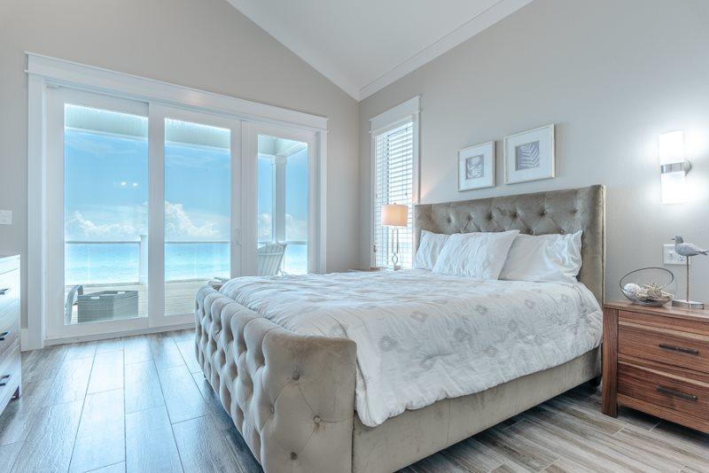 LAGUNA BEACH ESTATES - Residential