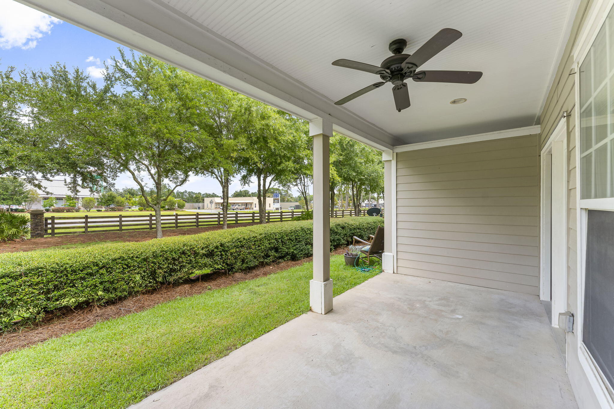 VERANDAS OF FREEPORT, THE - Residential Lease