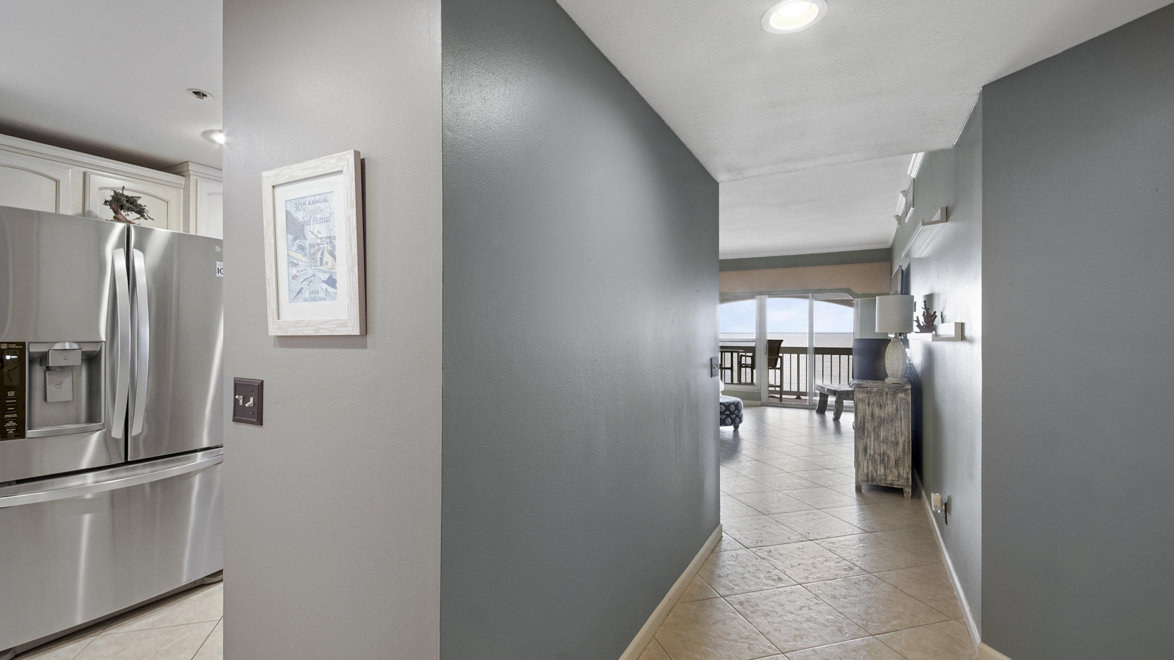 PLAYERS CLUB ON THE BAY THE - Residential