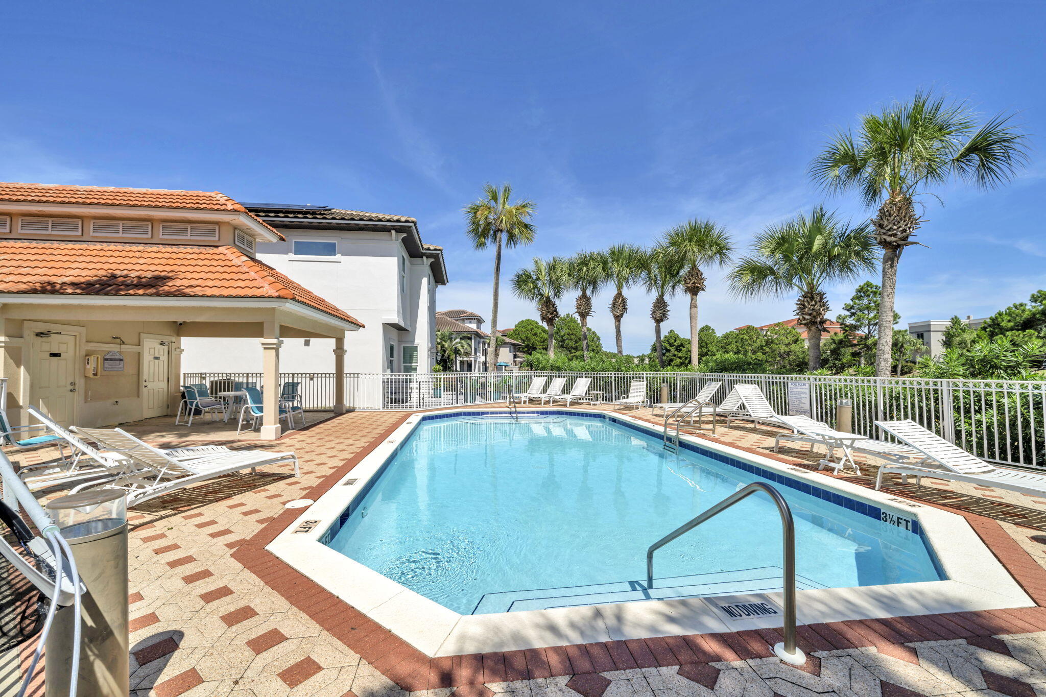 CALUSA BAY S/D - Residential