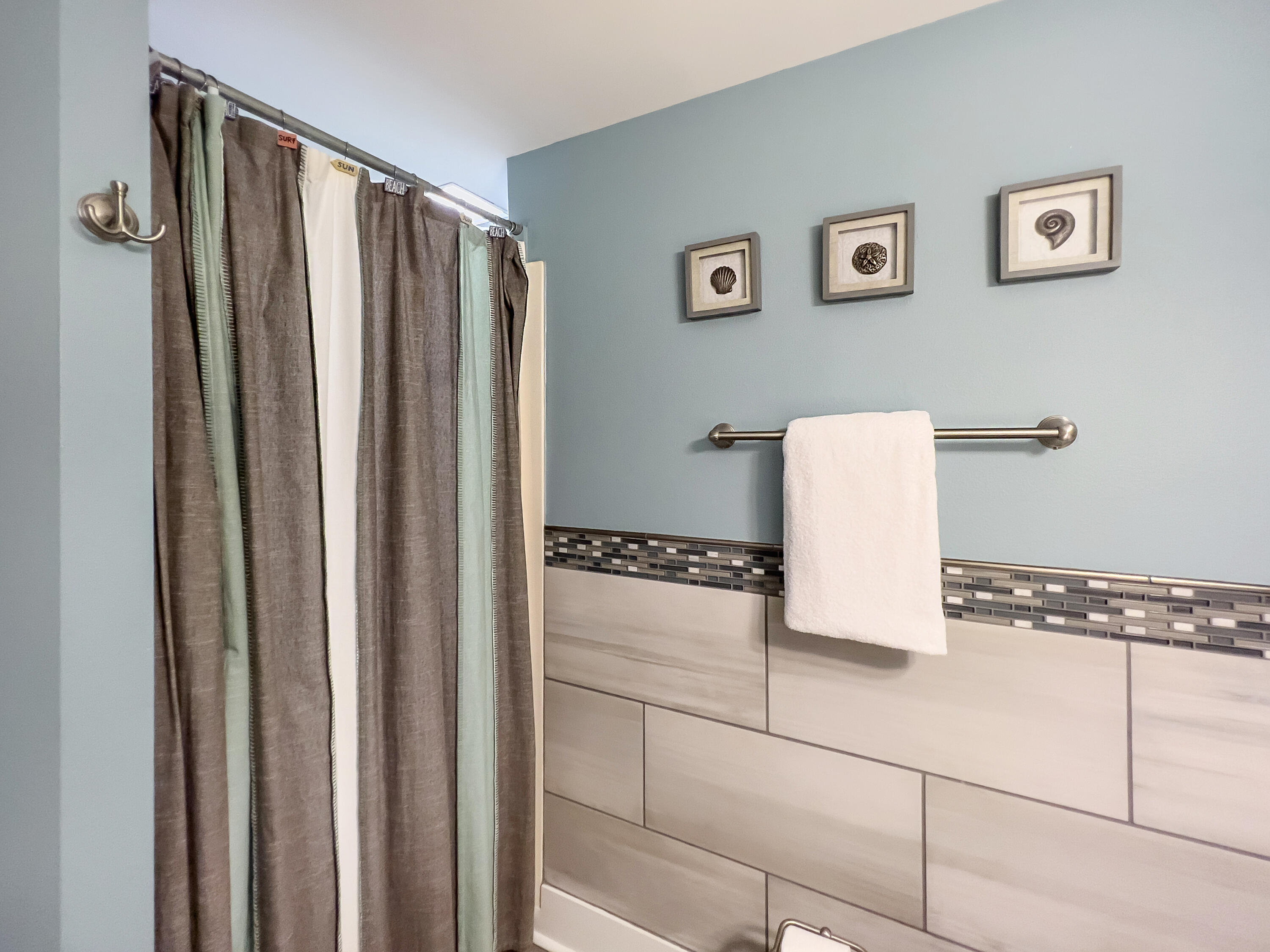 DUNE POINTE CONDO - Residential