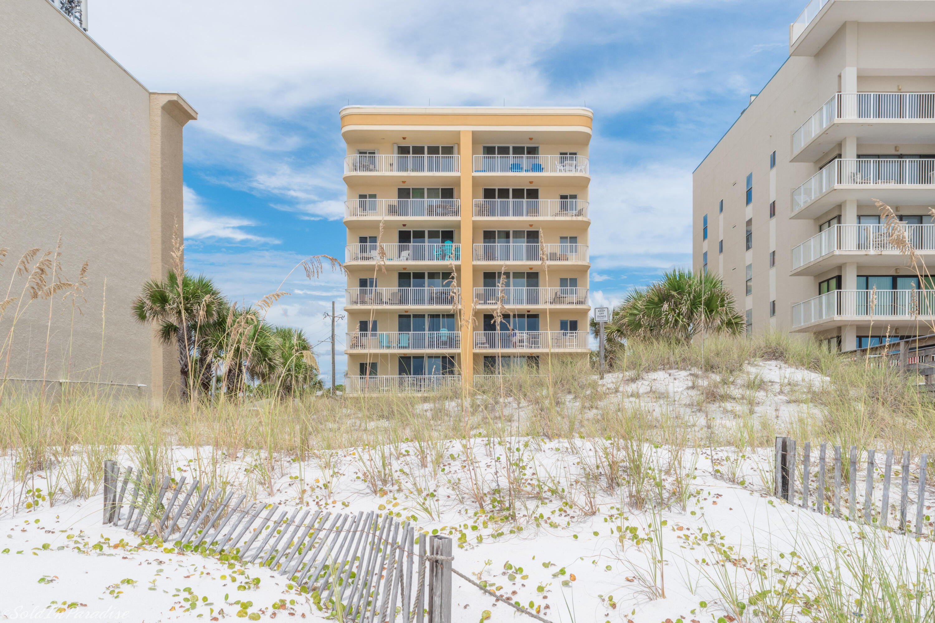 DUNE POINTE CONDO - Residential
