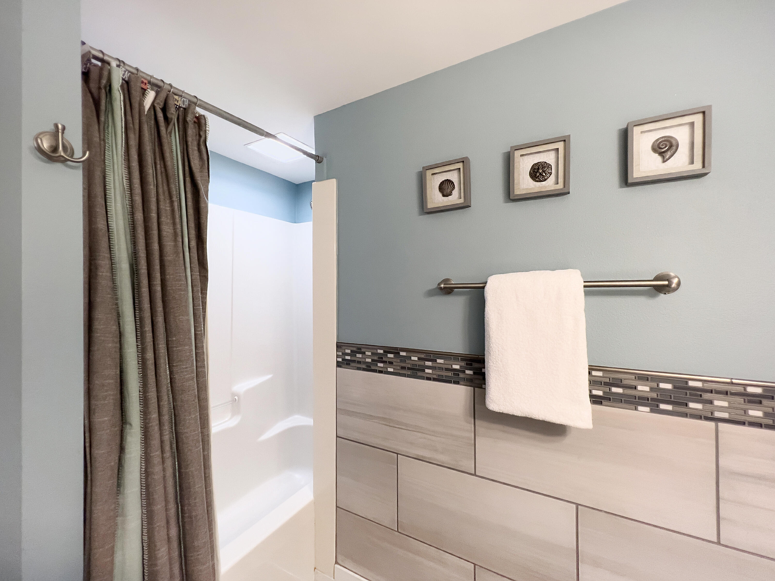 DUNE POINTE CONDO - Residential