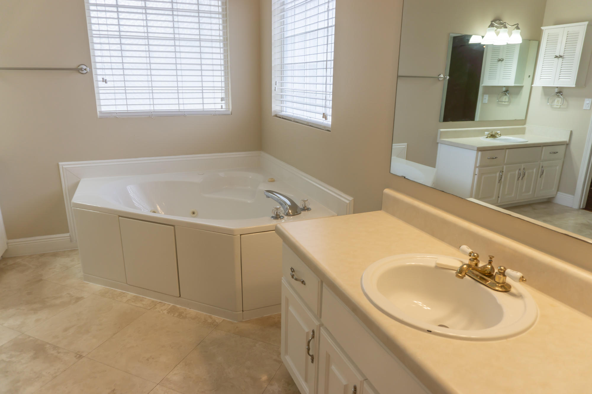 CANO ESTATES - Residential