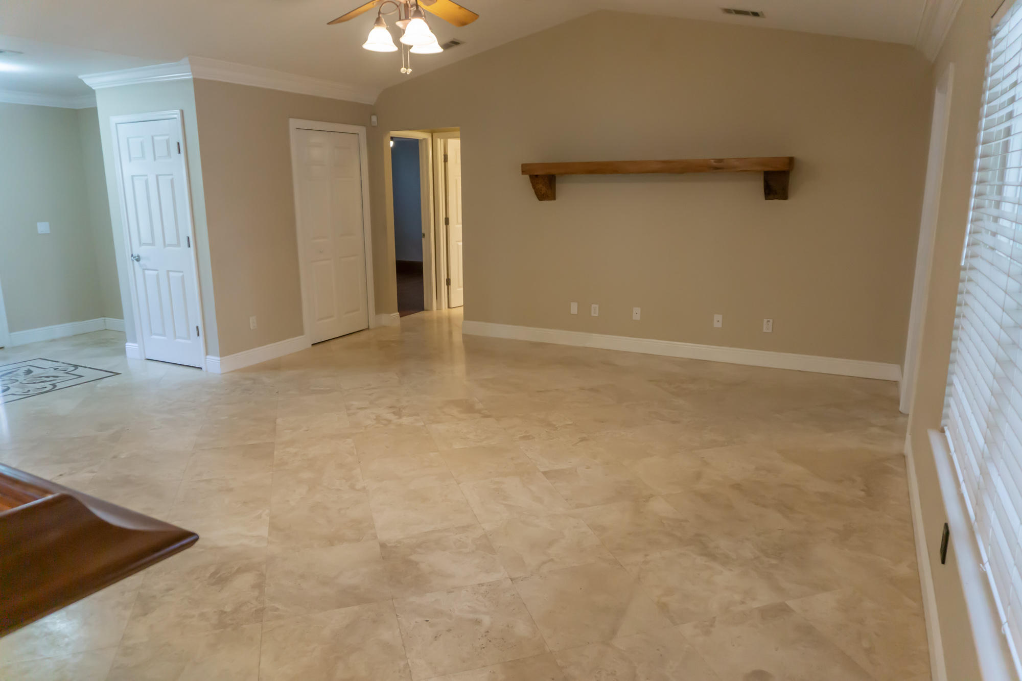 CANO ESTATES - Residential