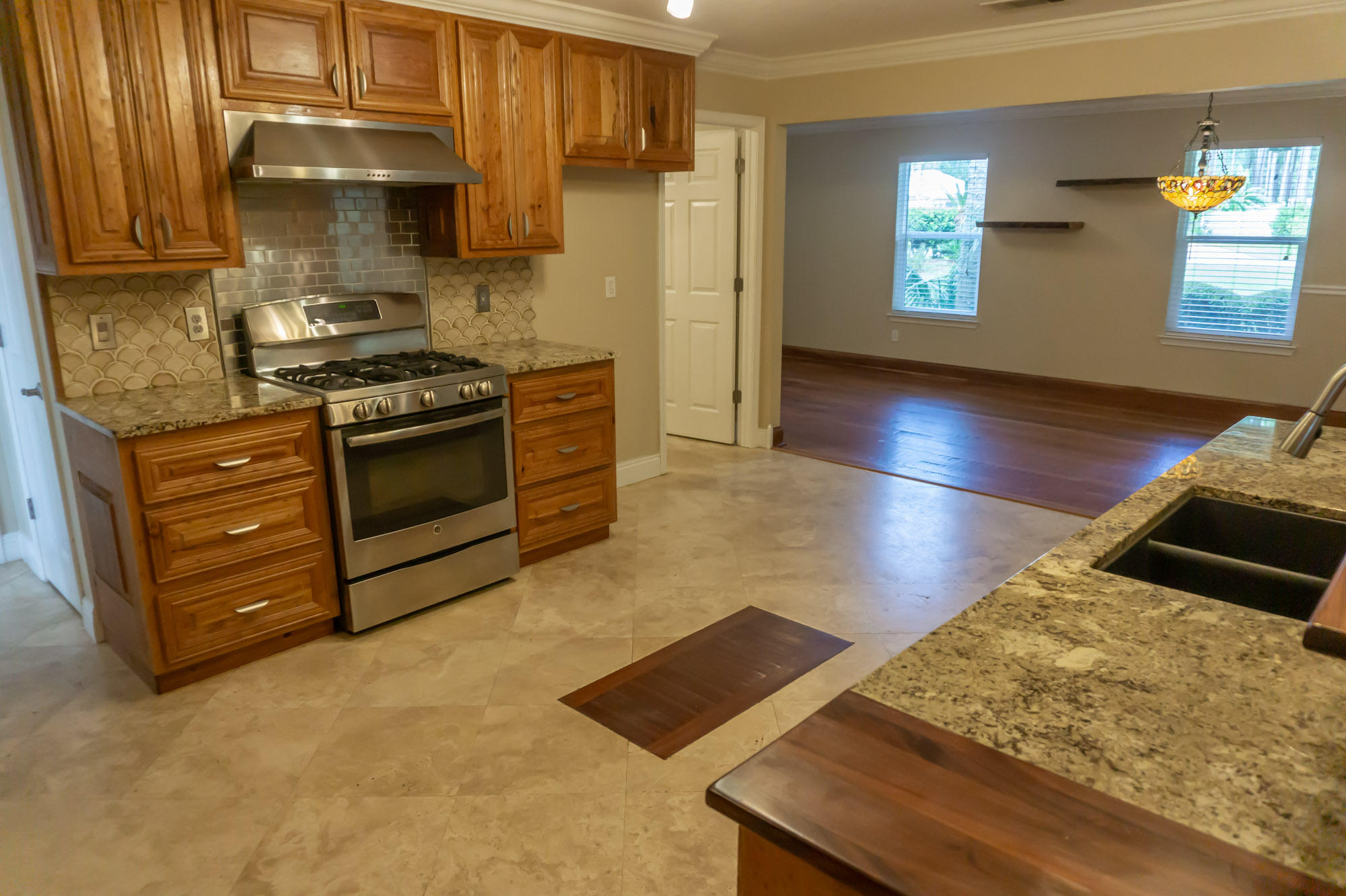 CANO ESTATES - Residential