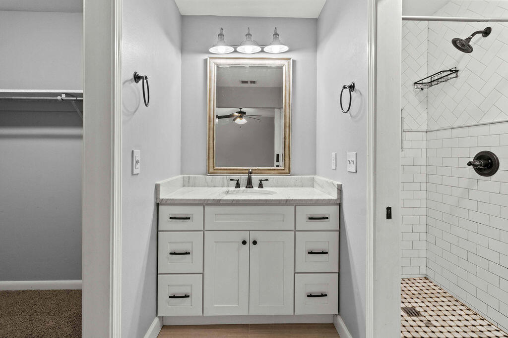 BLUEWATER BAY VILLAGE 1B - Residential