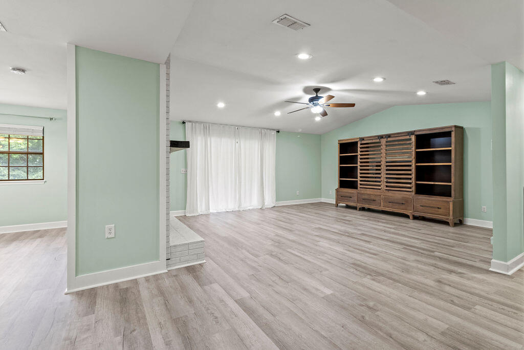 BLUEWATER BAY VILLAGE 1B - Residential