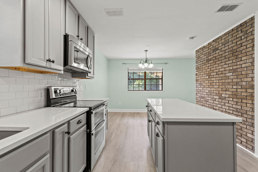 BLUEWATER BAY VILLAGE 1B - Residential