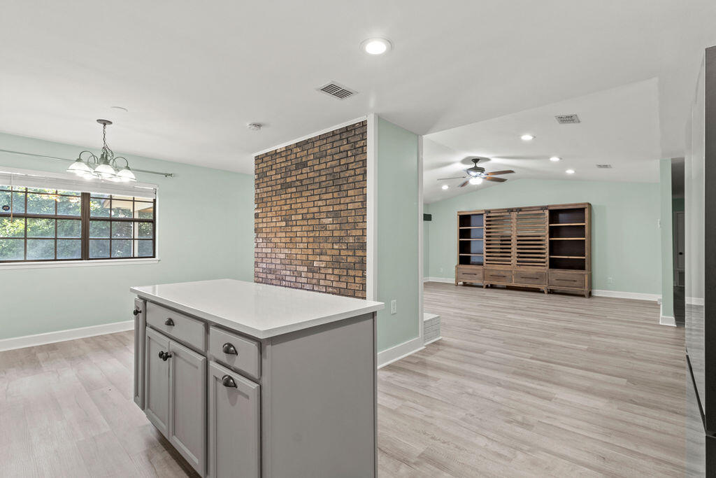 BLUEWATER BAY VILLAGE 1B - Residential