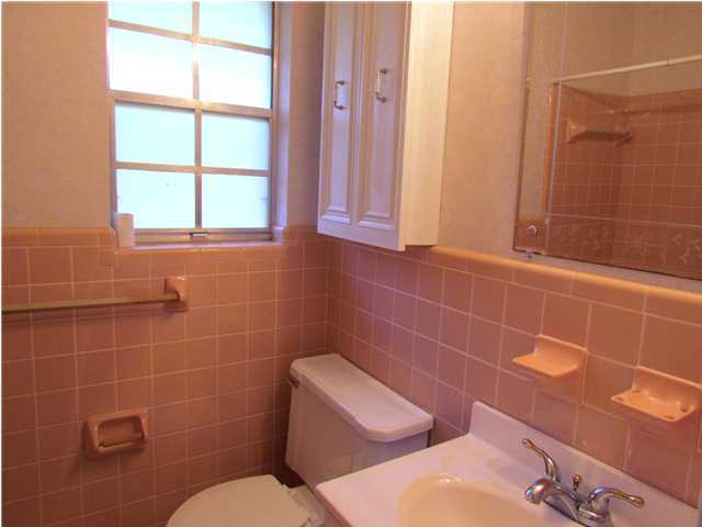 COLONY ESTATES - Residential Lease