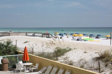 PELICAN ISLE - Residential