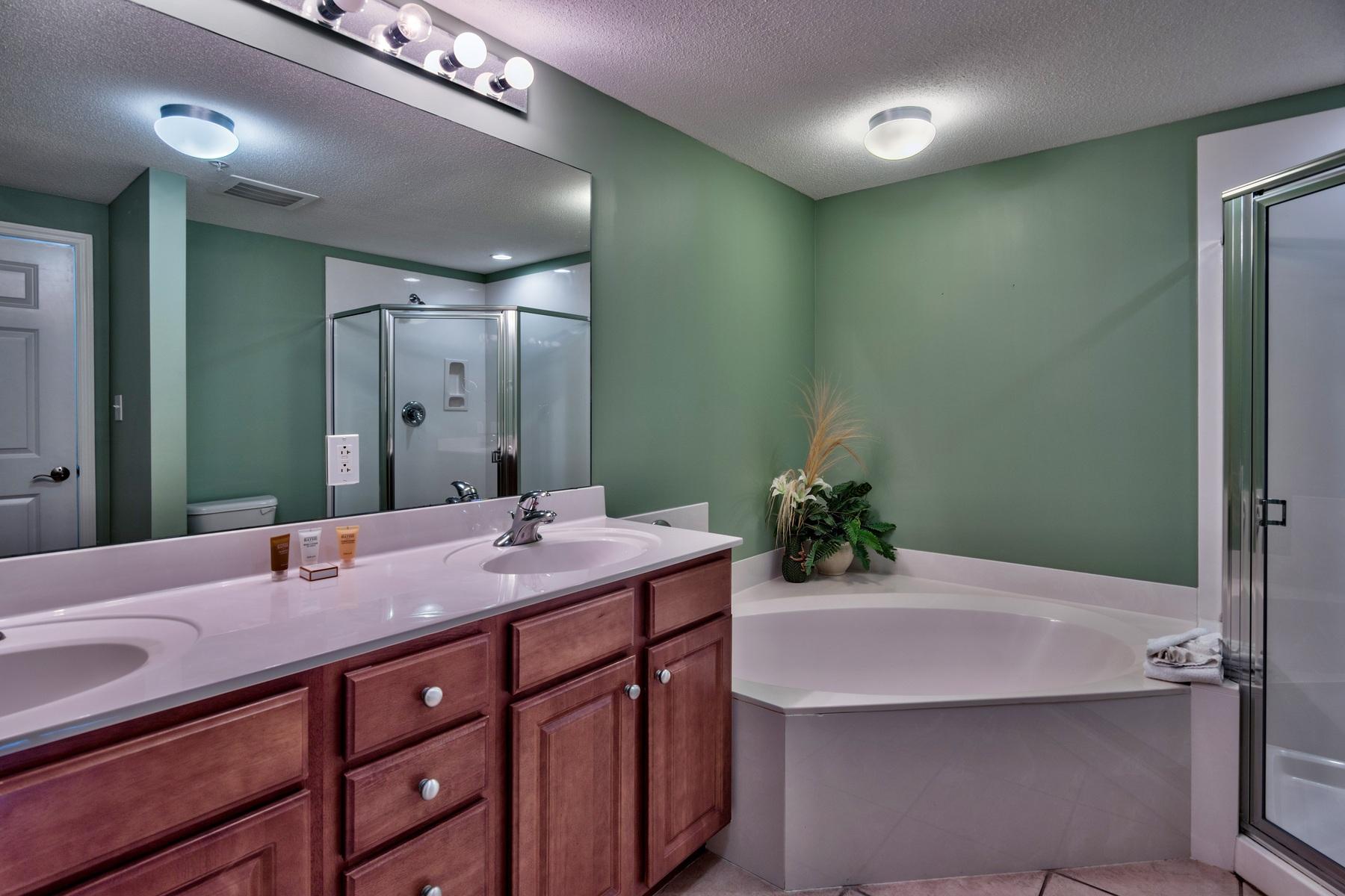 SEYCHELLES RESORT CONDO - Residential