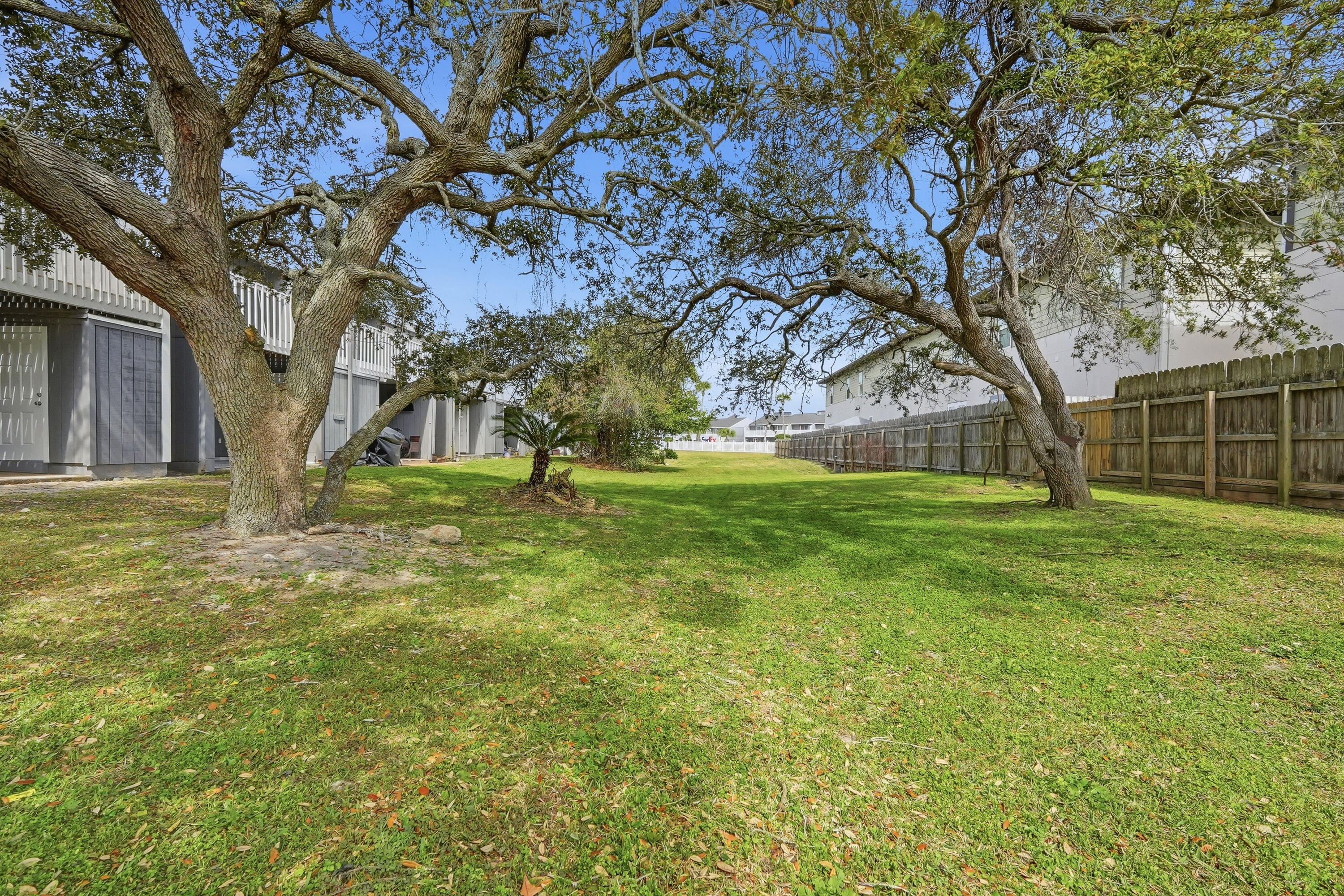 DESTIN RACQUET CLUB T/H - Residential