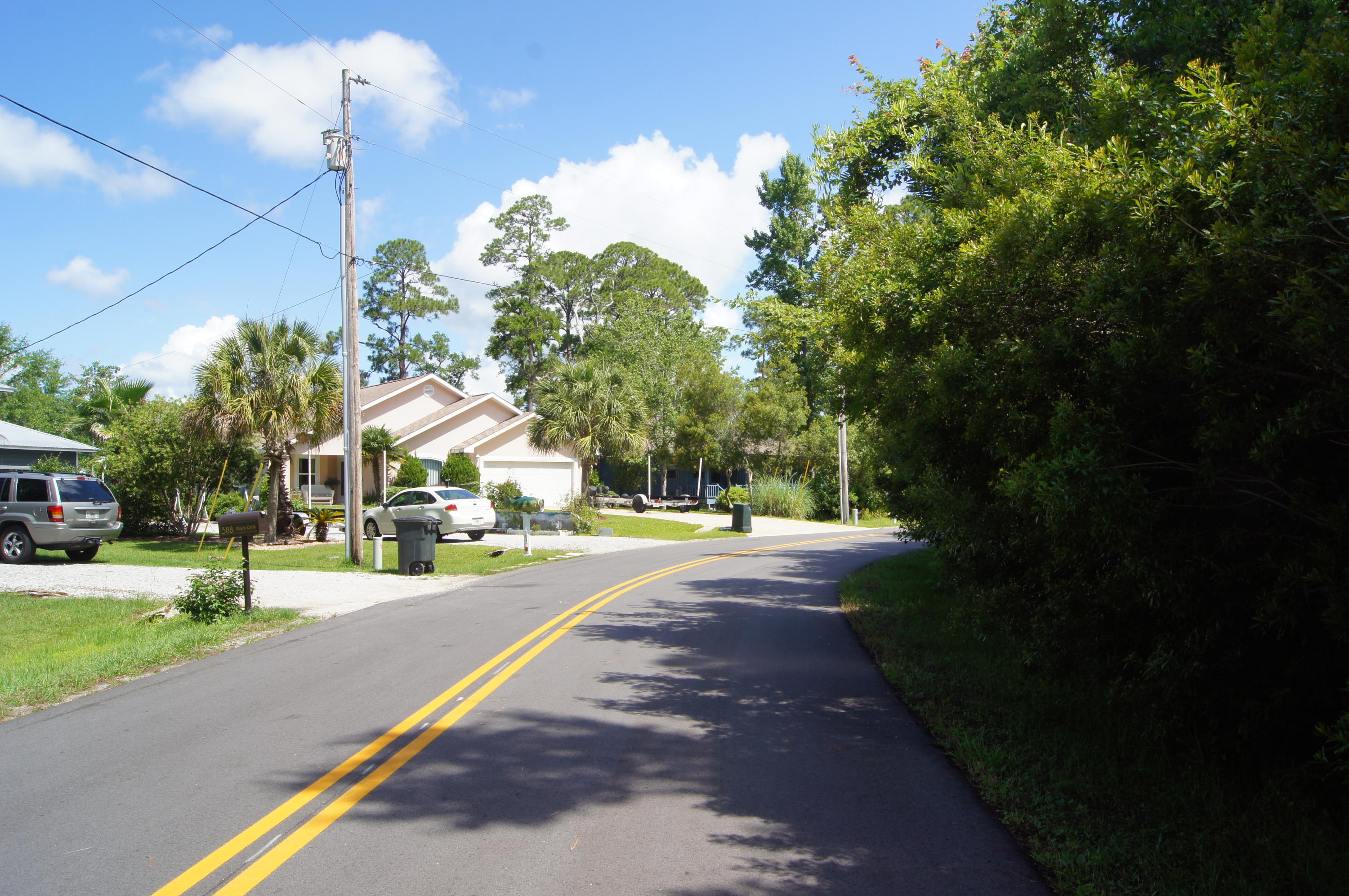 EMERALD SHORES - Land