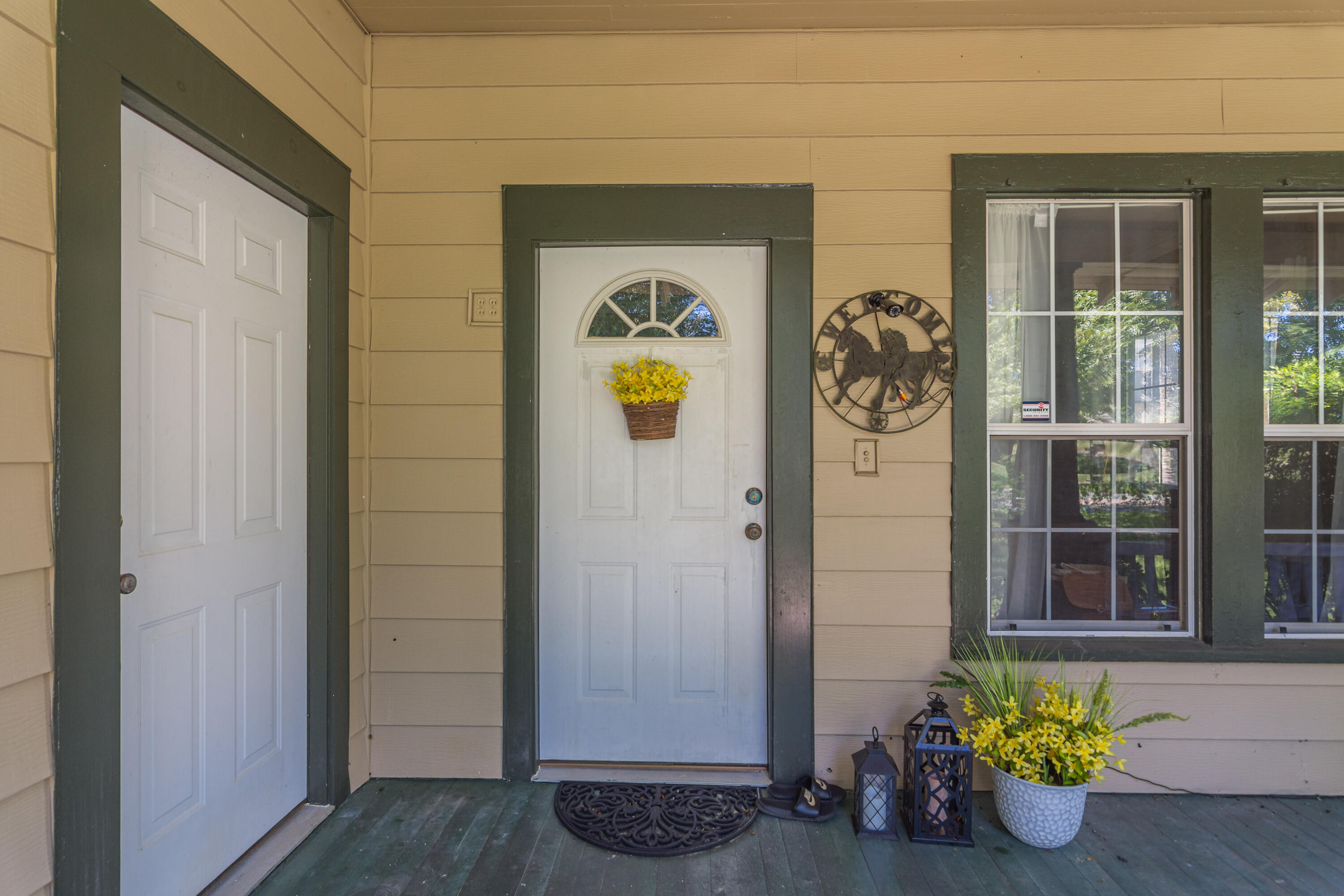 LAUREL HILL - Residential