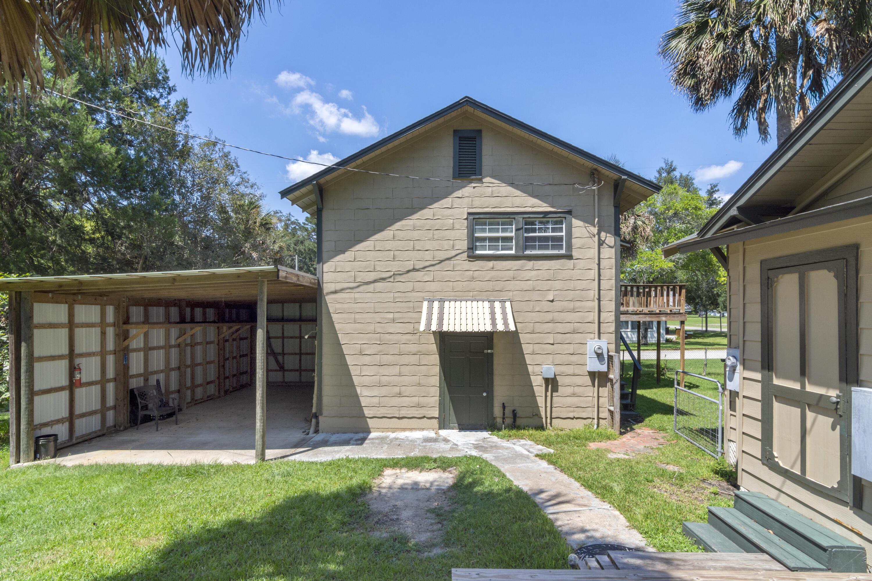 LAUREL HILL - Residential