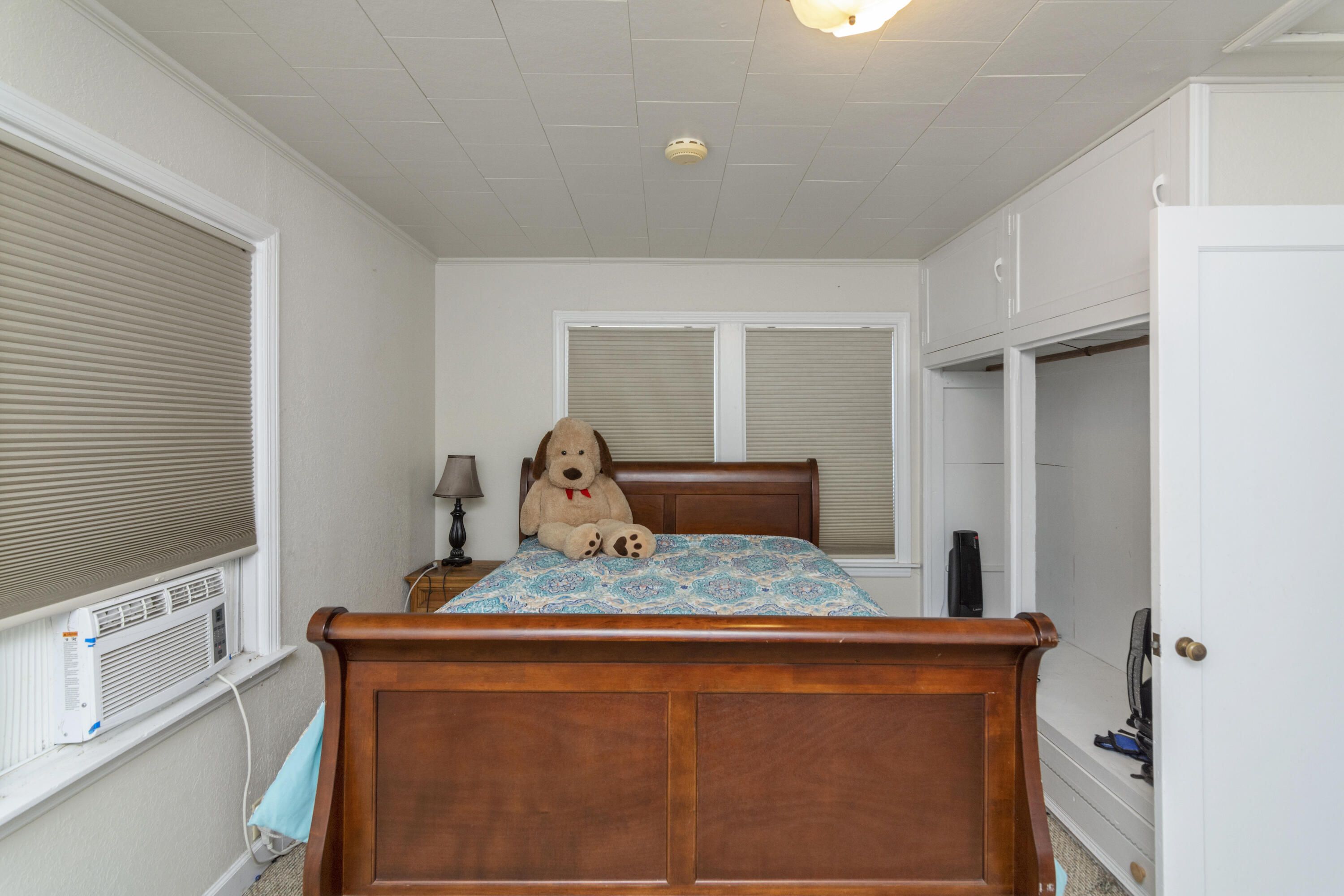 LAUREL HILL - Residential