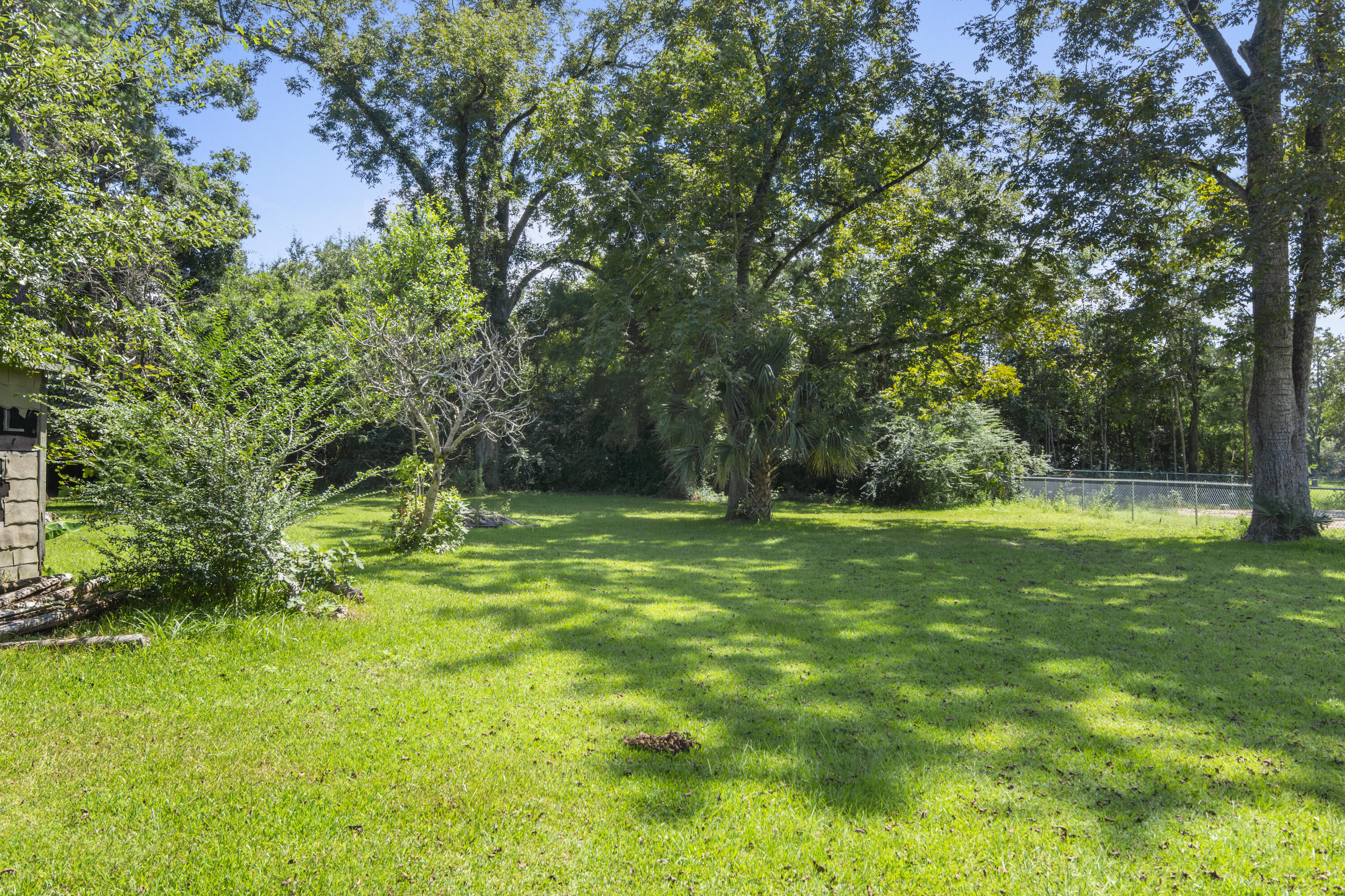 LAUREL HILL - Residential