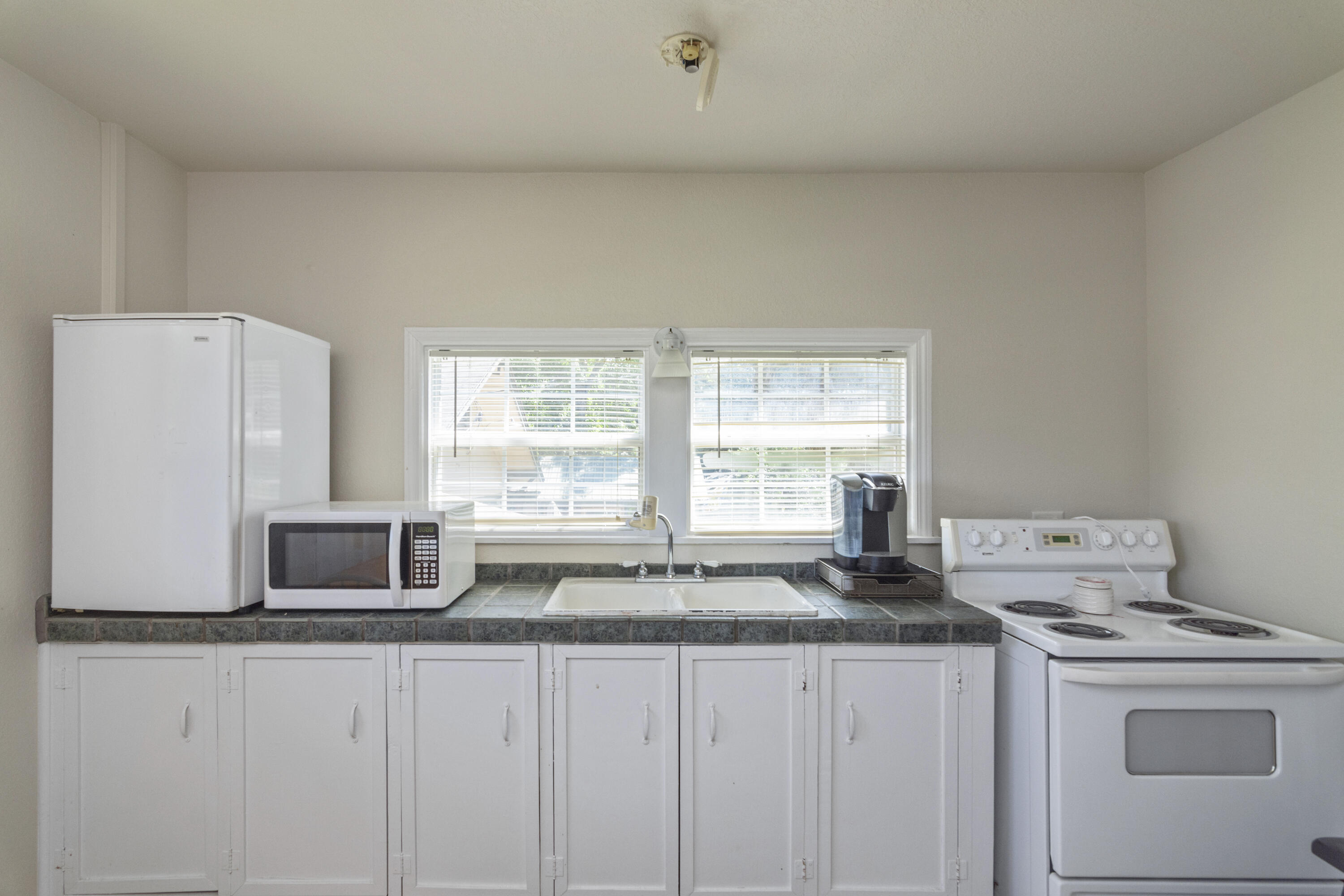 LAUREL HILL - Residential