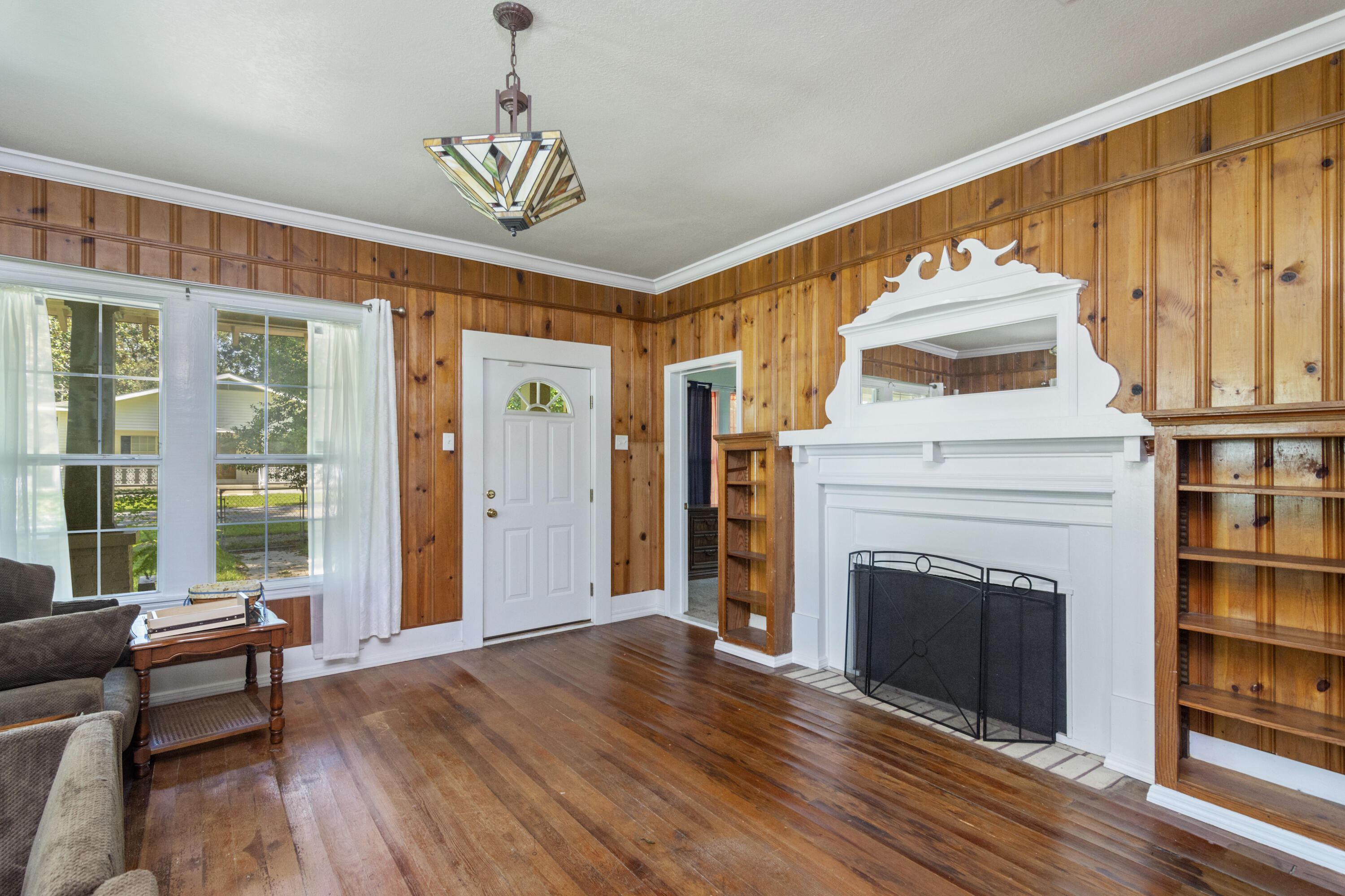 LAUREL HILL - Residential