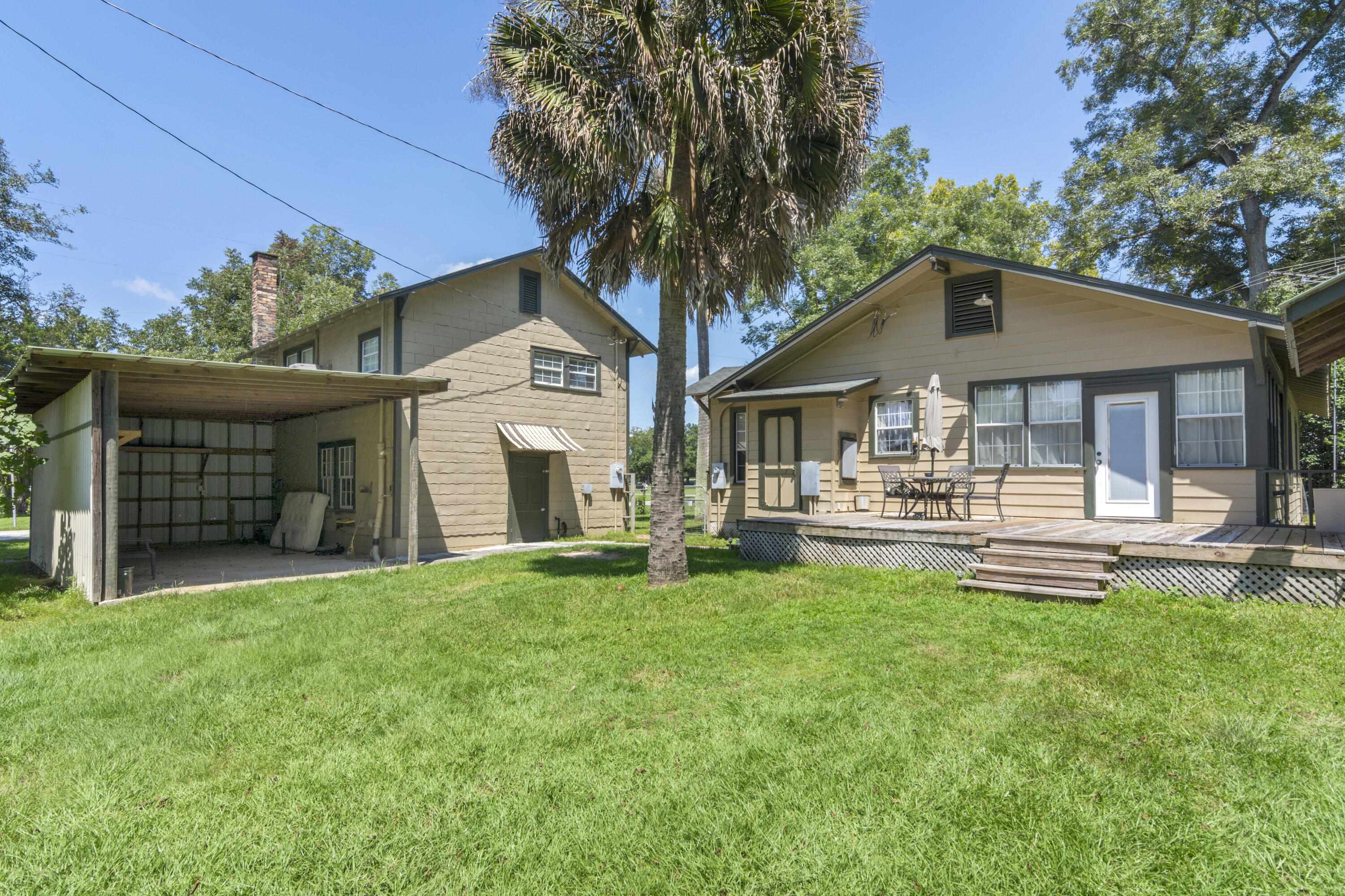 LAUREL HILL - Residential