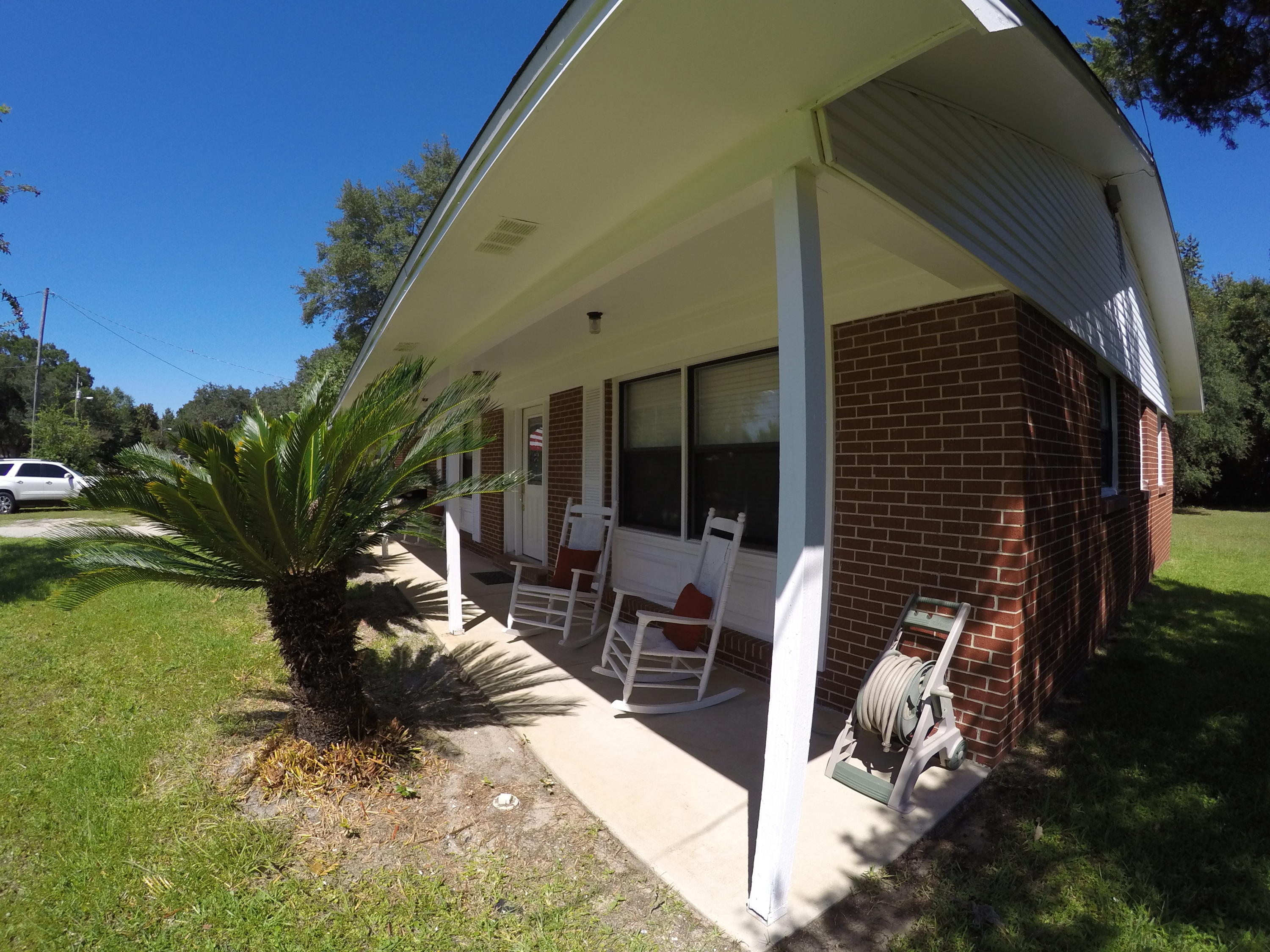 ELLIOTTS POINT 10TH ADDN - Residential