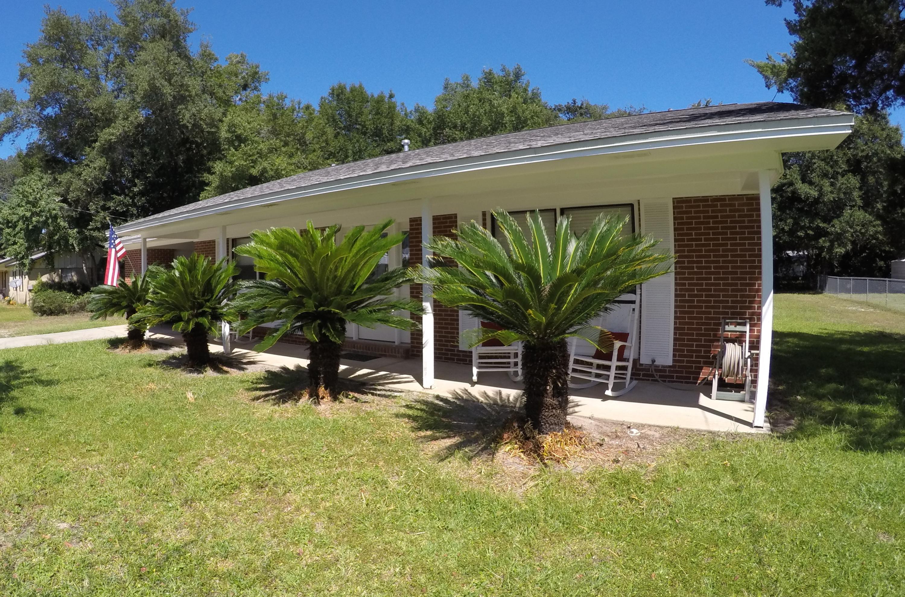 ELLIOTTS POINT 10TH ADDN - Residential