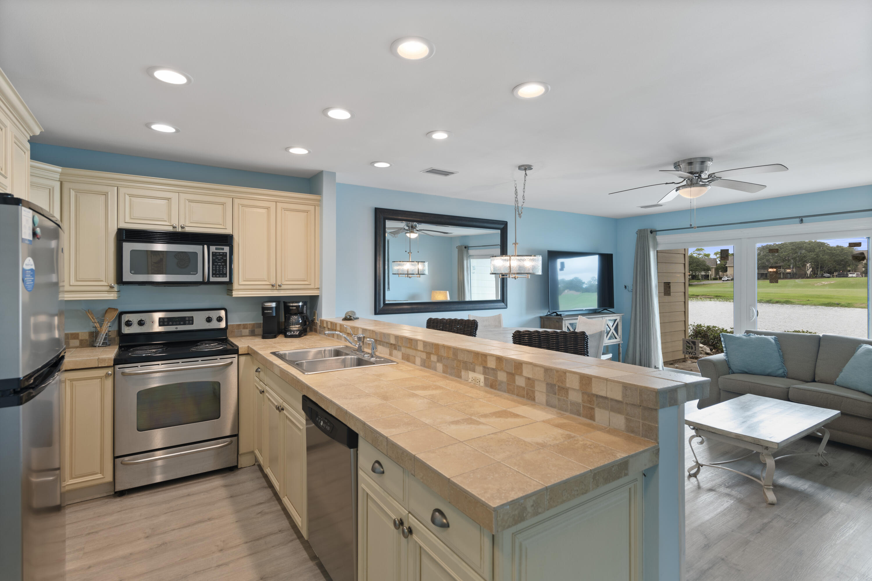 SEASCAPE CONDO PH 6B PH 3 - Residential