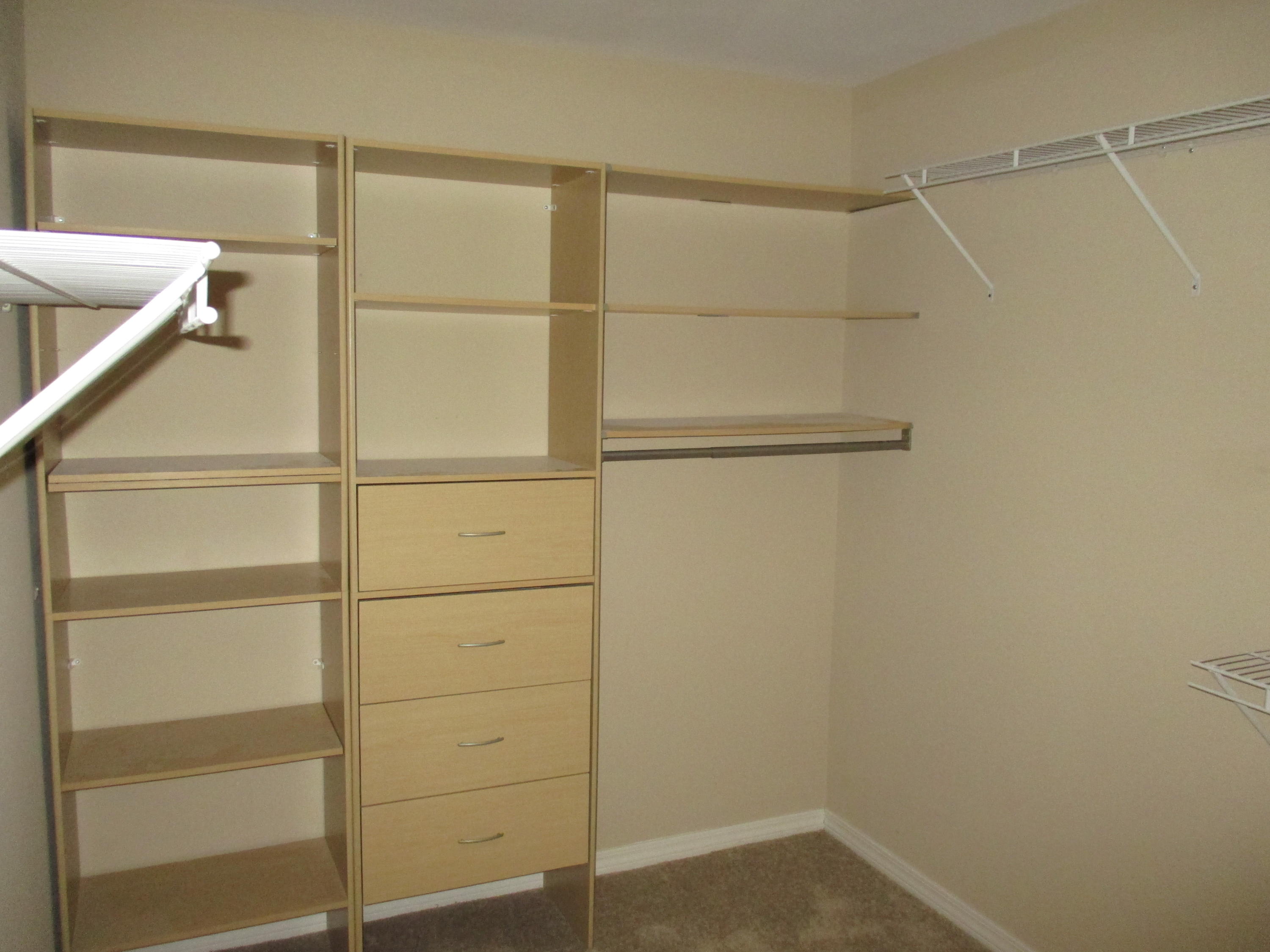 VALPARAISO PINECREST 5 - Residential