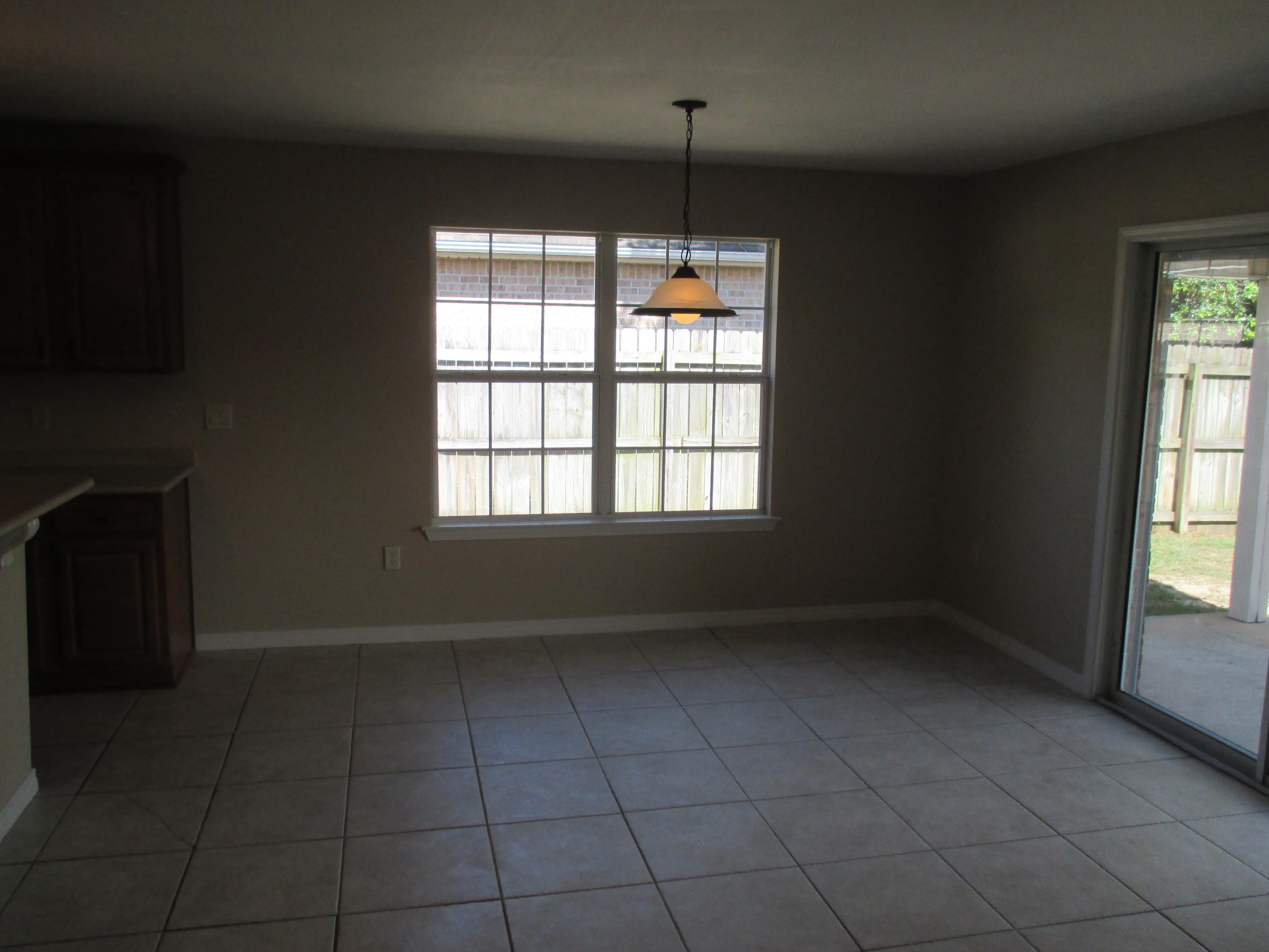 VALPARAISO PINECREST 5 - Residential