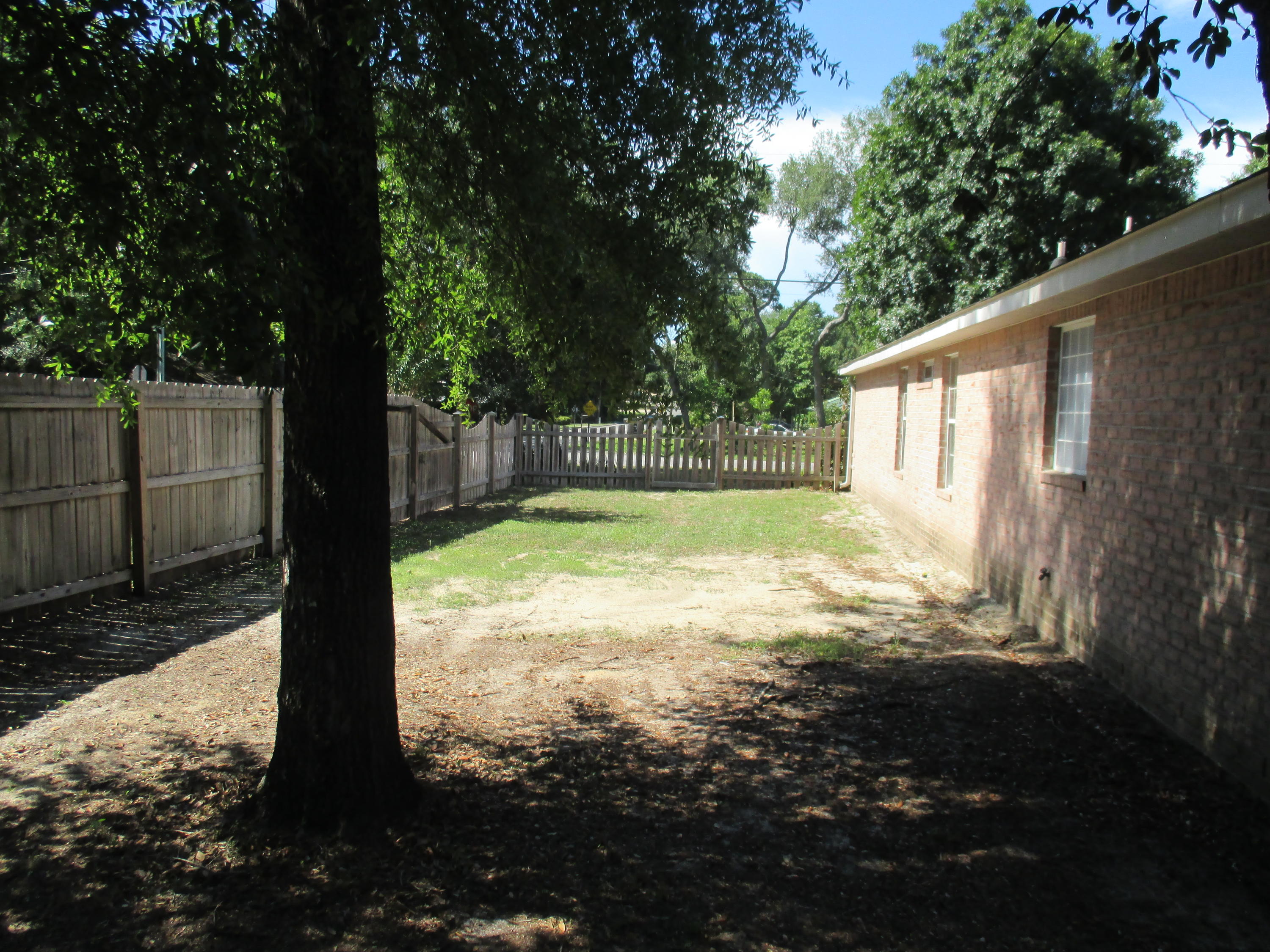 VALPARAISO PINECREST 5 - Residential
