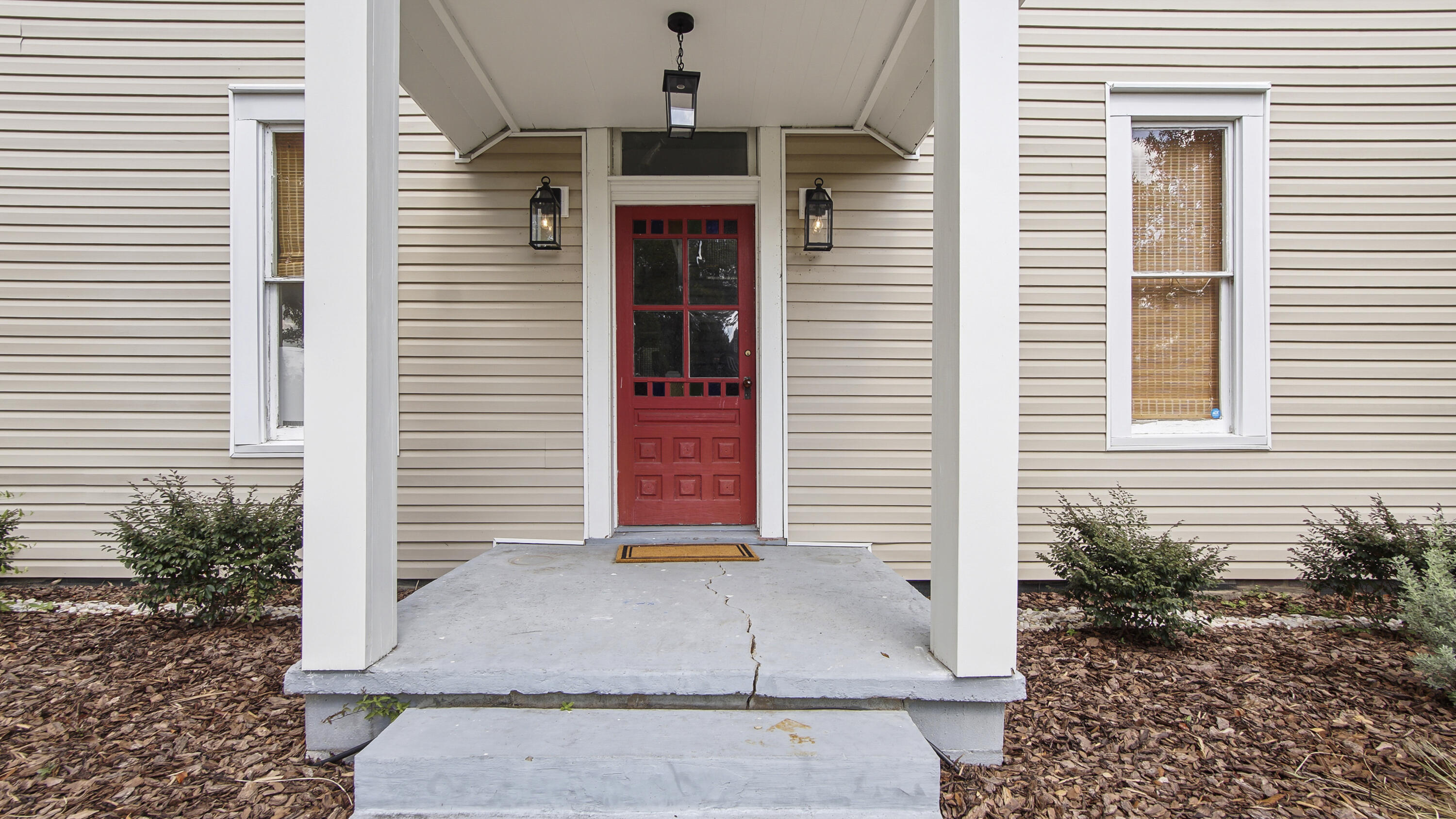 TOWN OF DEFUNIAK SPRINGS - Residential