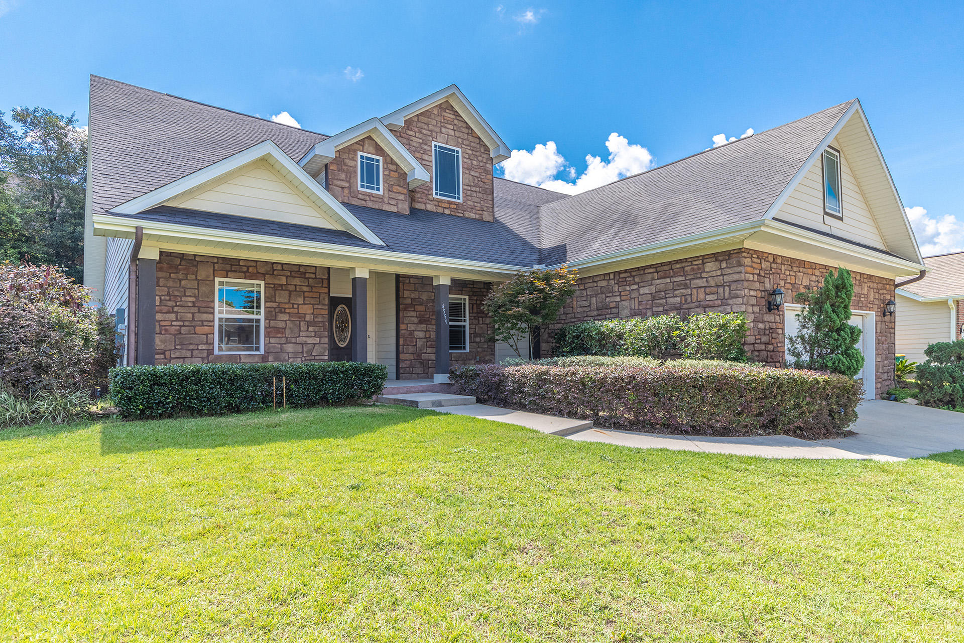 DUGGAN POND ESTATES - Residential