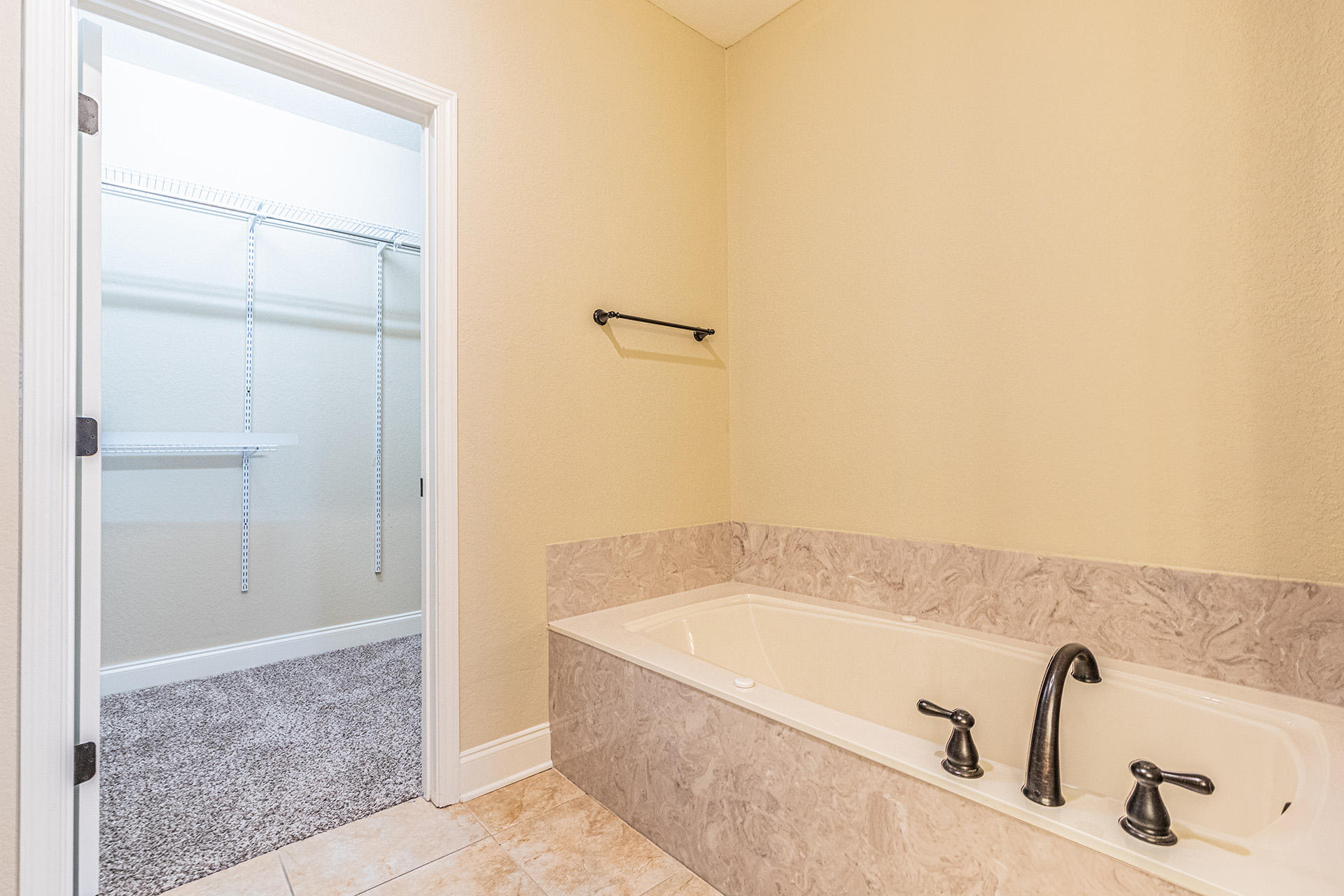 DUGGAN POND ESTATES - Residential