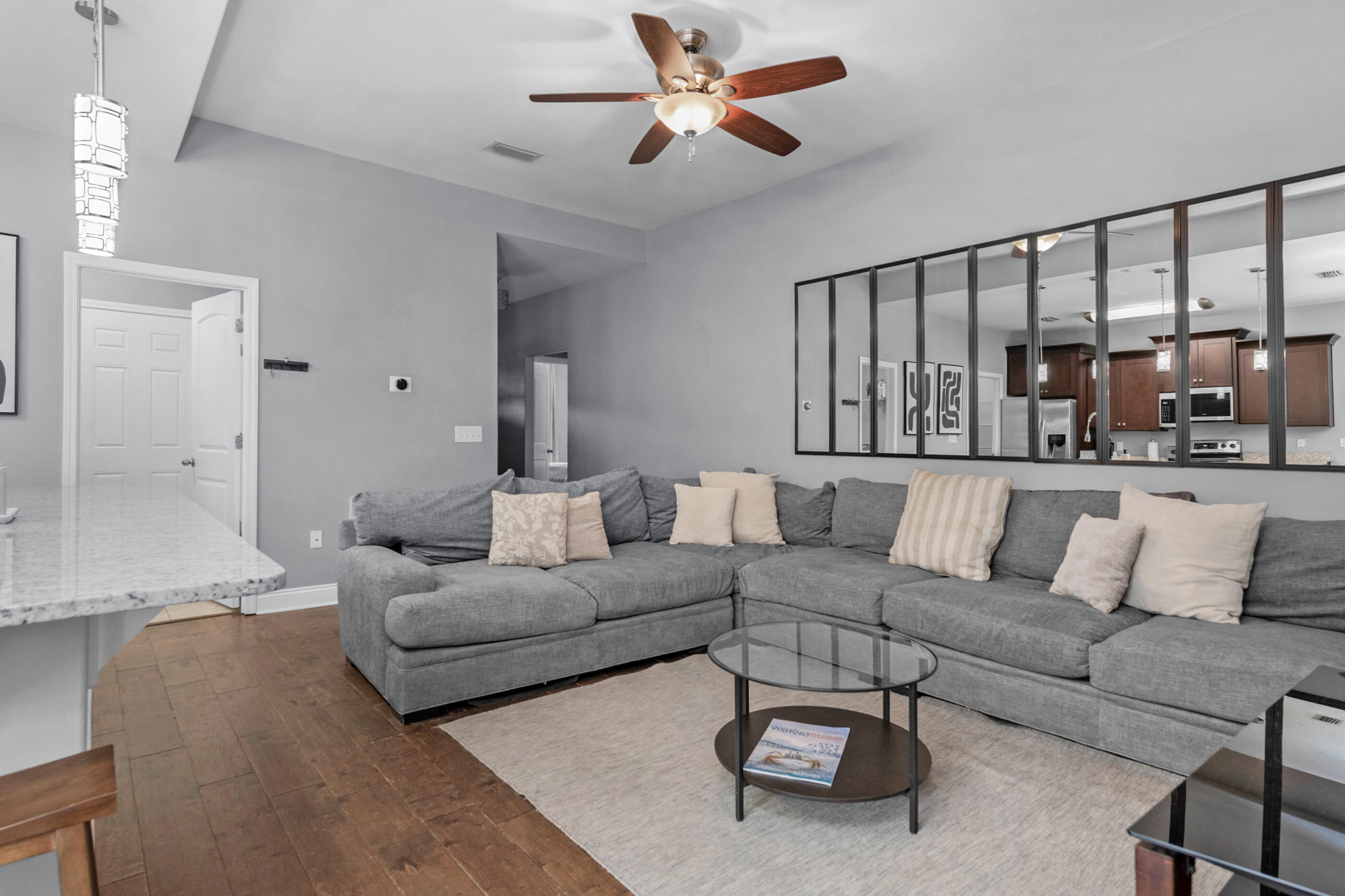 CRESCENT SHORES - Residential