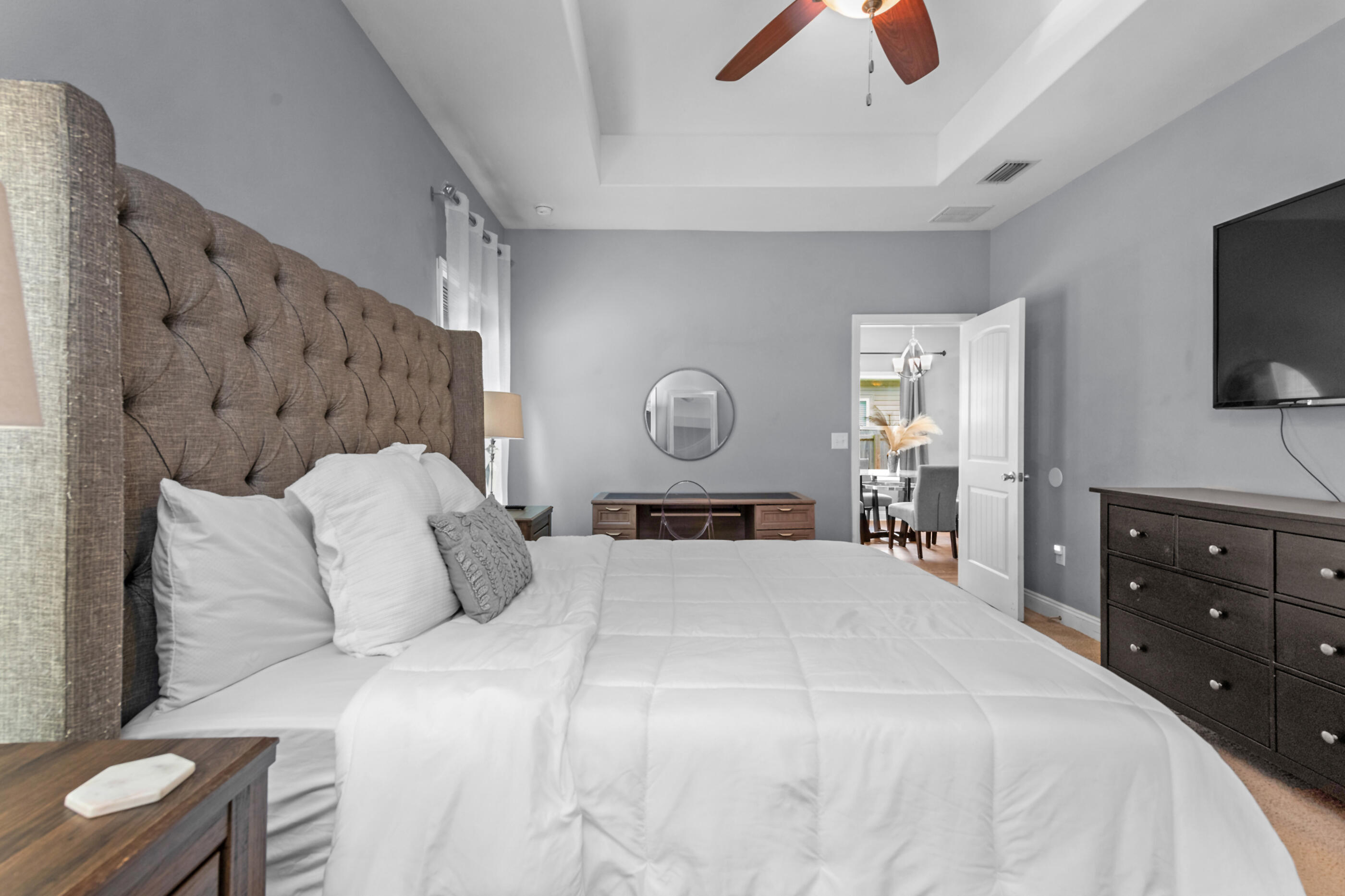 CRESCENT SHORES - Residential