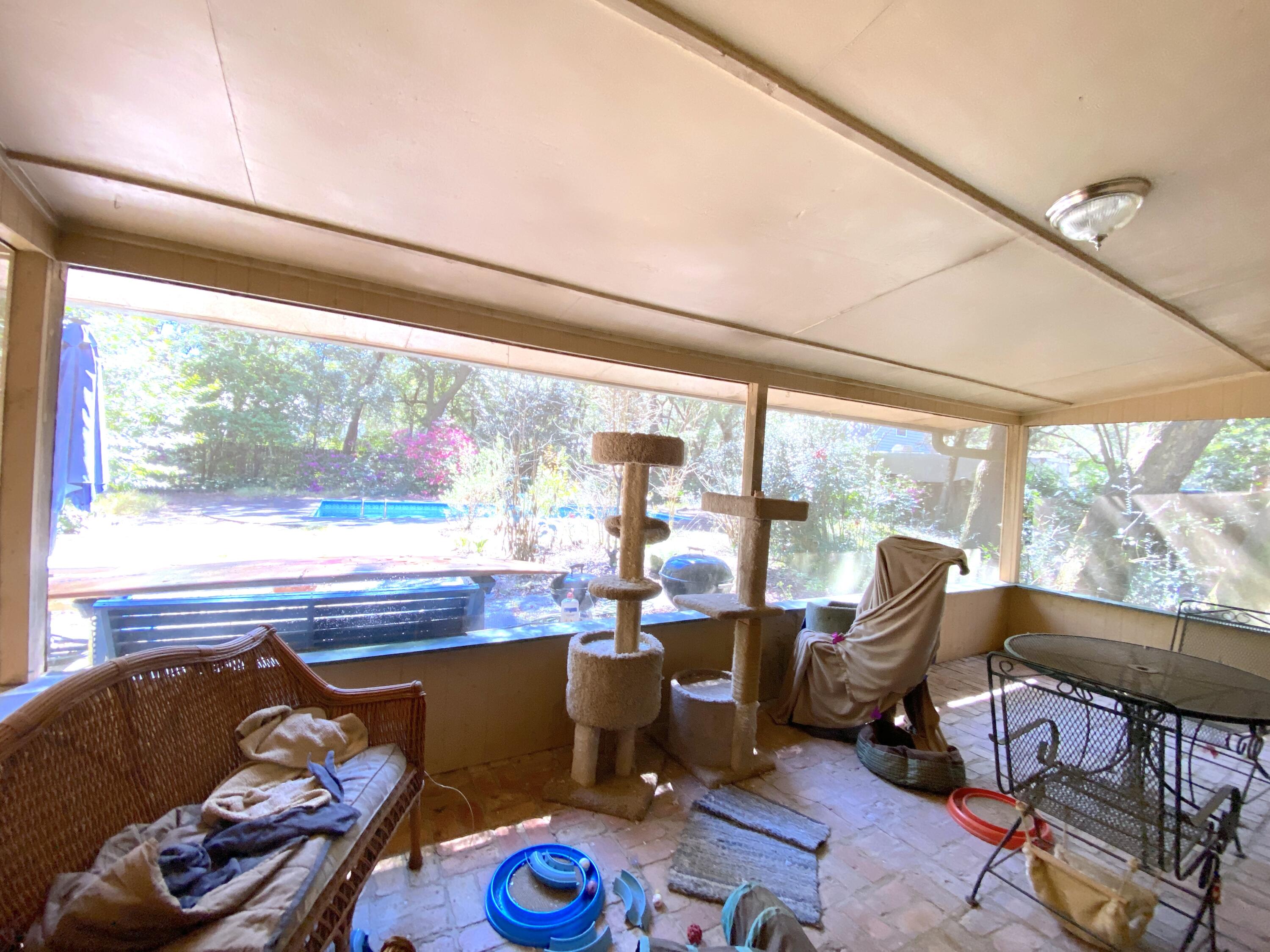 ROCKY BAYOU COUNTRY CLUB ESTATES 1 - Residential