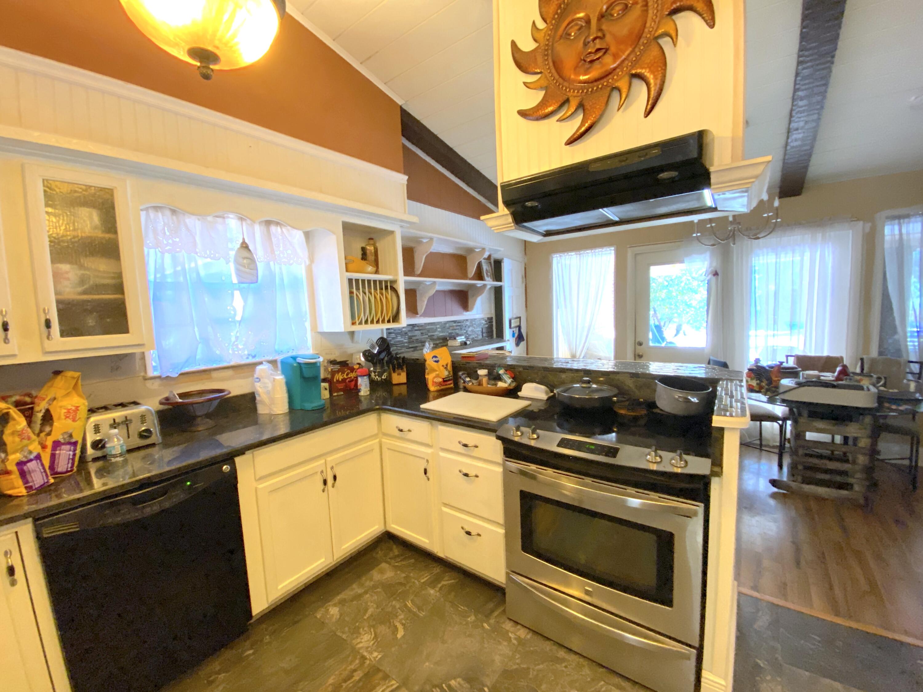 ROCKY BAYOU COUNTRY CLUB ESTATES 1 - Residential