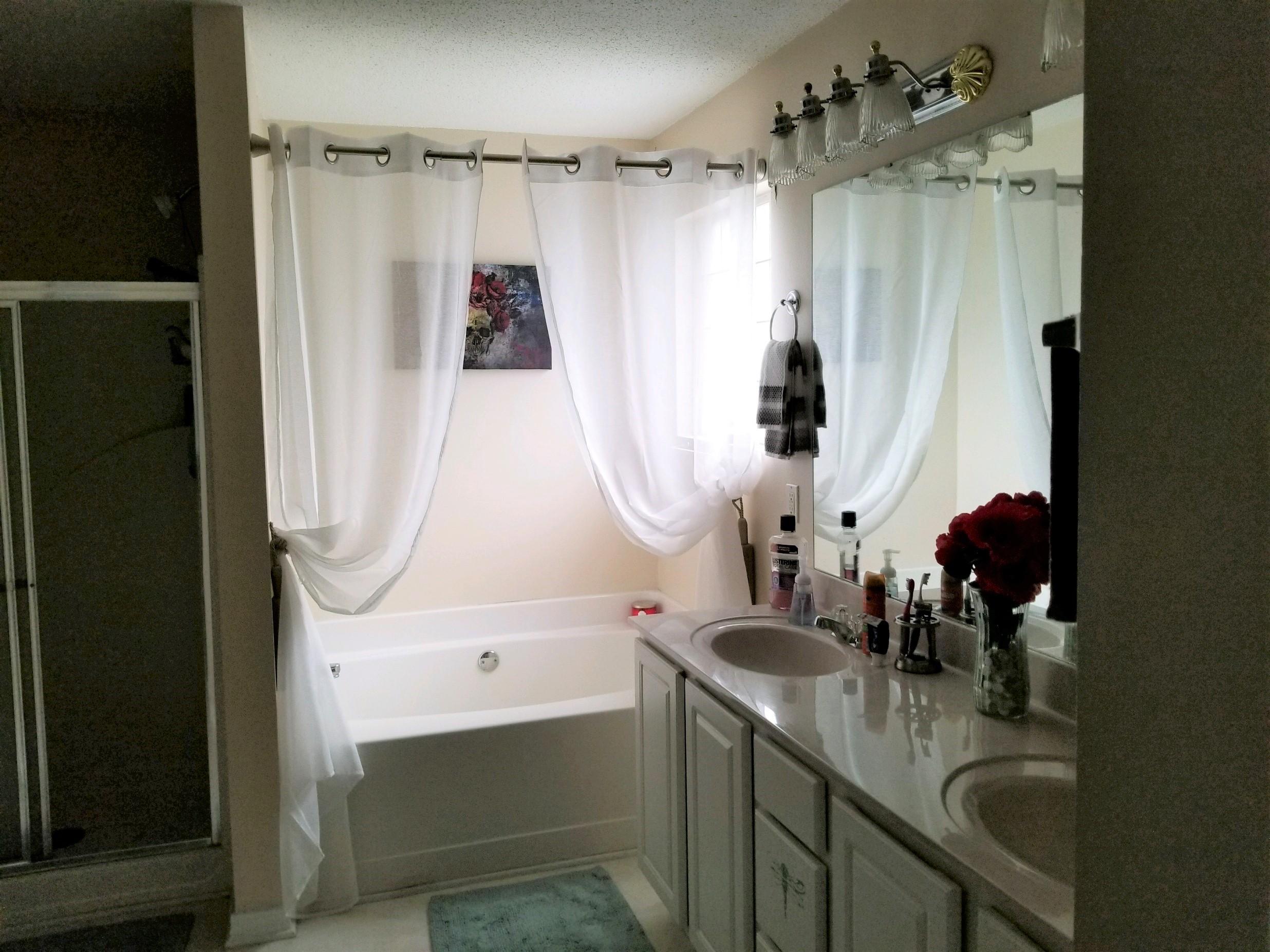 COUNTRYVIEW ESTATES 10TH ADDN - Residential