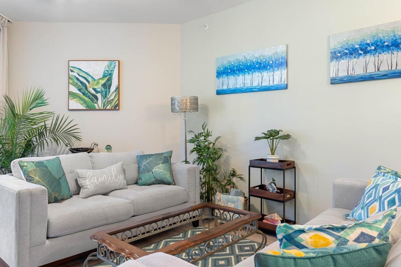 THE PALMS OF DESTIN - Residential