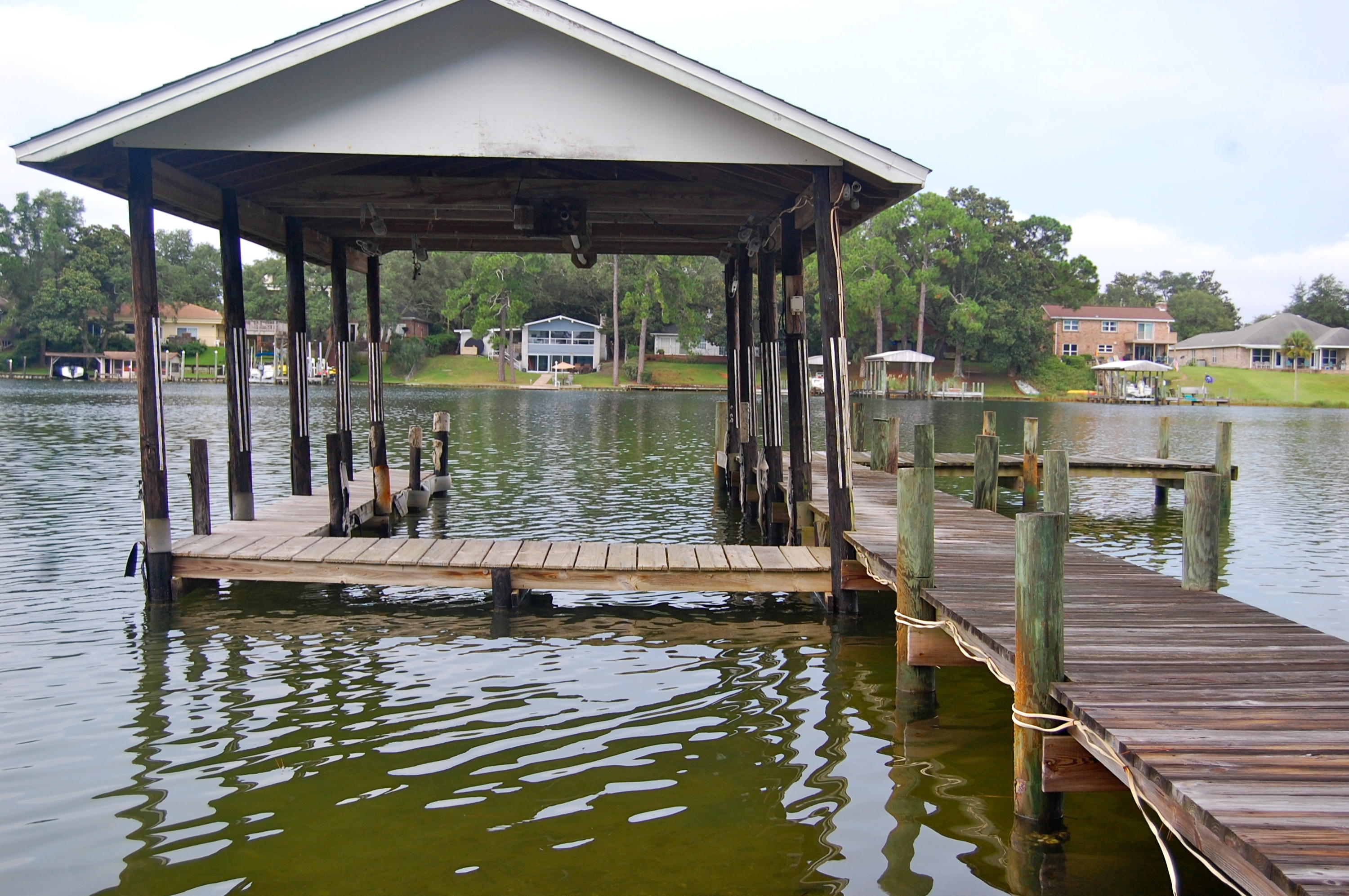 BAYOU POQUITO - Residential