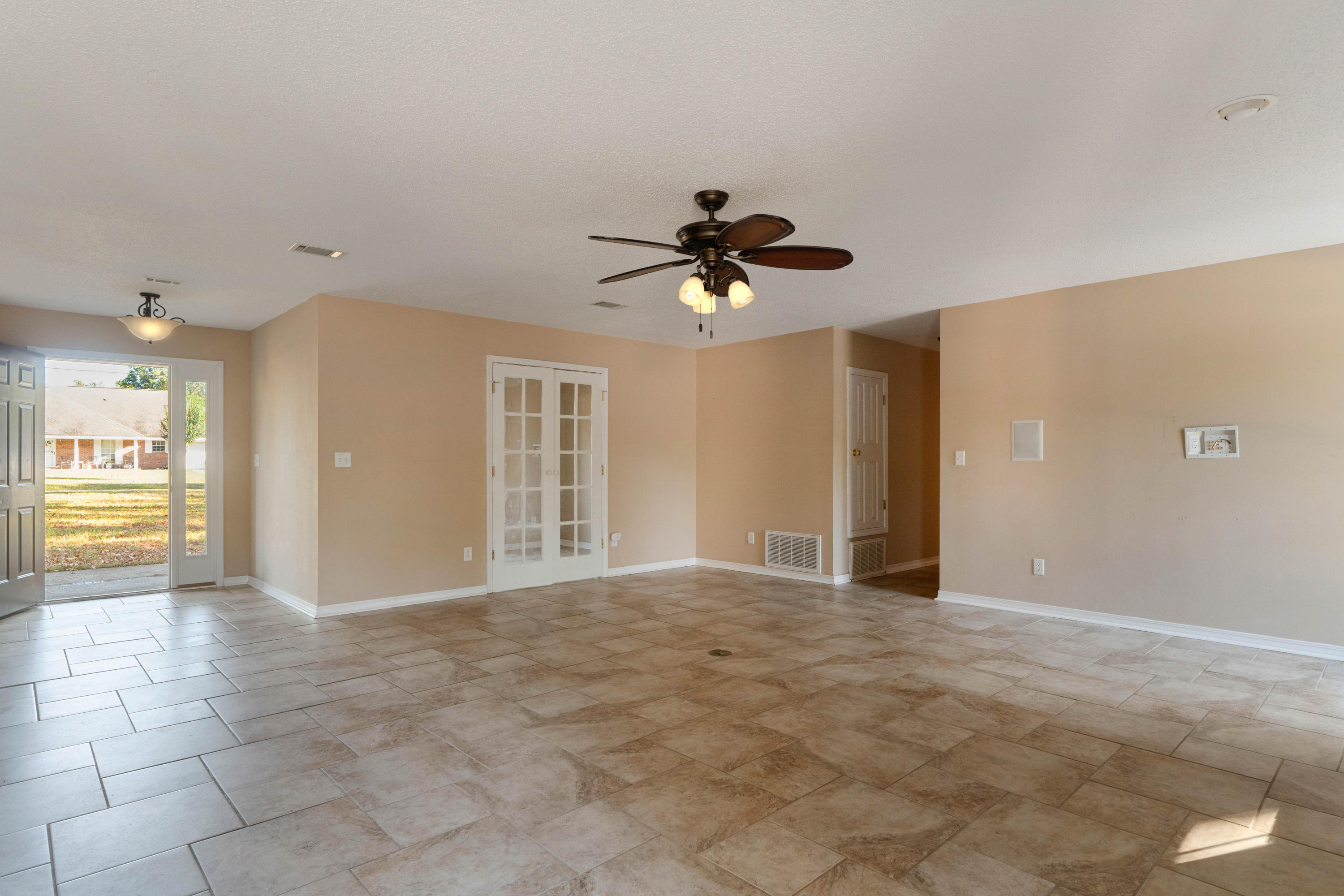 GRANDVIEW HEIGHTS - Residential