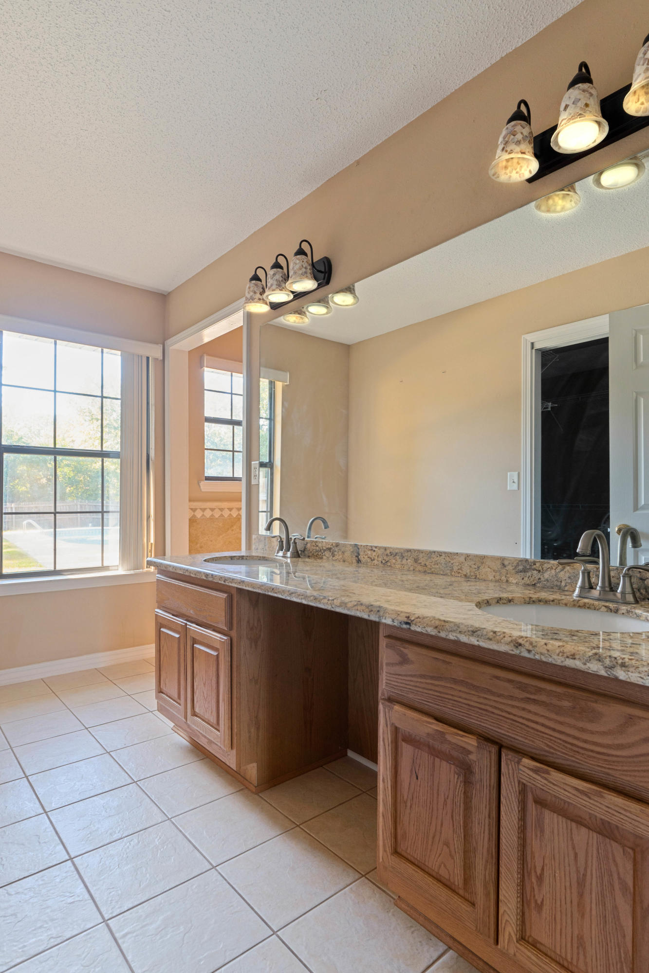 GRANDVIEW HEIGHTS - Residential